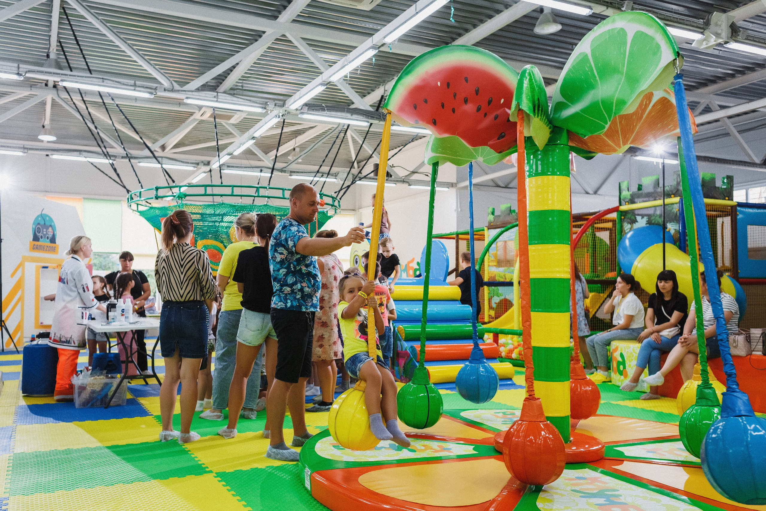 Волшебные моменты: детский праздник в игровой Клумба, Таганрог. Свадебный и семейный фотограф в Таганроге Бакарюк Антон