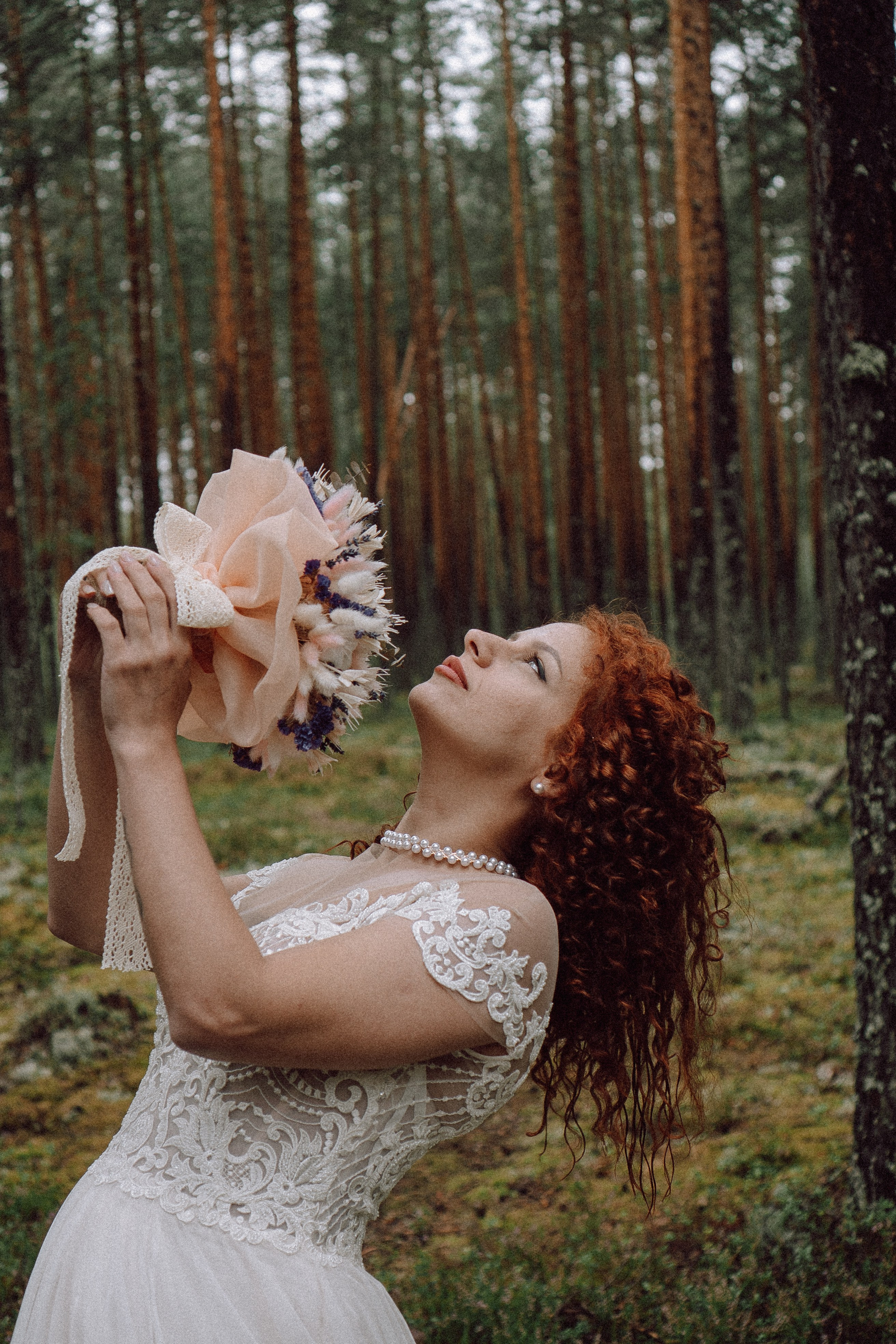СВАДЕБНАЯ ФОТОСЕССИИЯ ПАРЫ В ГОРОДЕ ПРИОЗЕРСК В СОСНОВОМ ЛЕСУ И С ПИКАПОМ. Профессиональный фотограф, Санкт-Петербург — Виктория Богомолова