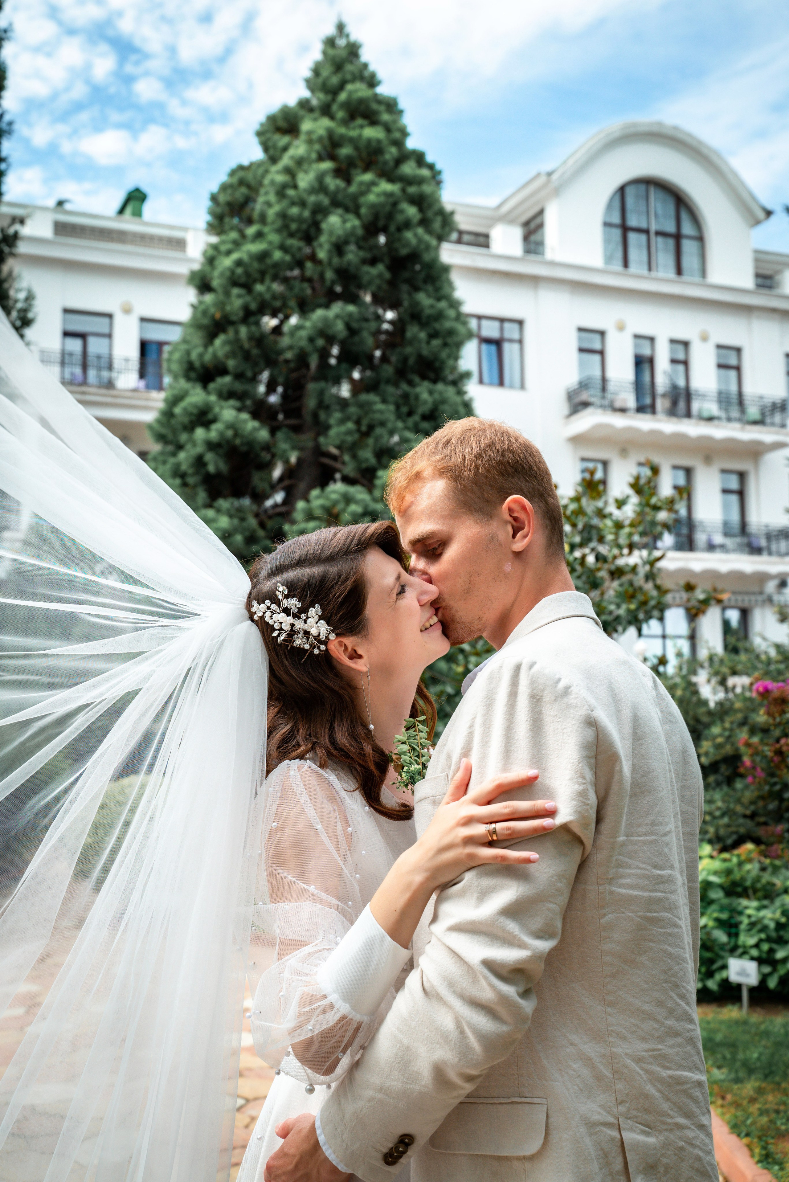 Свадебные съемки. Выпускные альбомы в Крыму