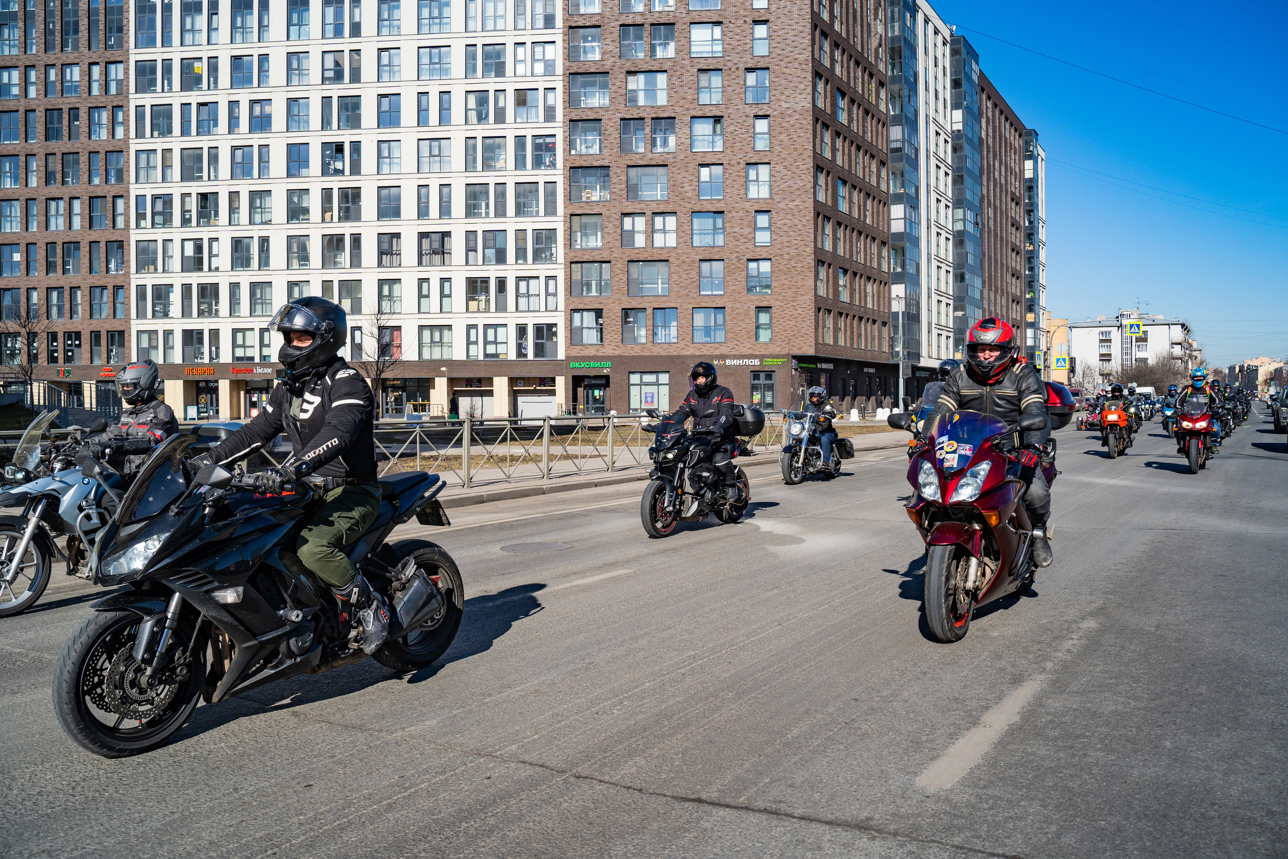 Весенний прохват мотоклуба Normans Riders MC. Концертный и репортажный фотограф в Санкт-Петербурге Слава Пахомов