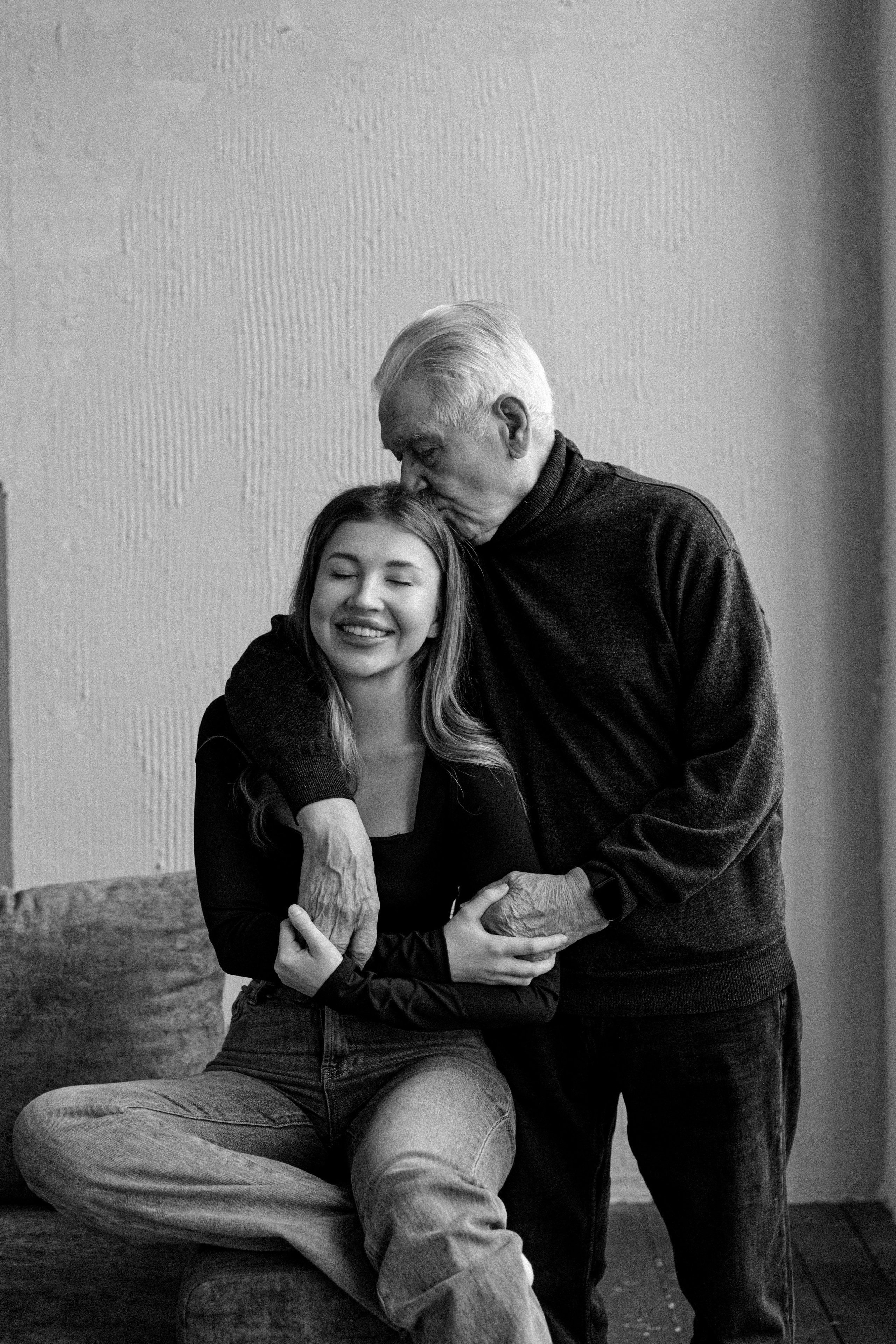 Анастасия и дедушка. Свадебный и семейный фотограф в Калининграде Анастасия Гриценко