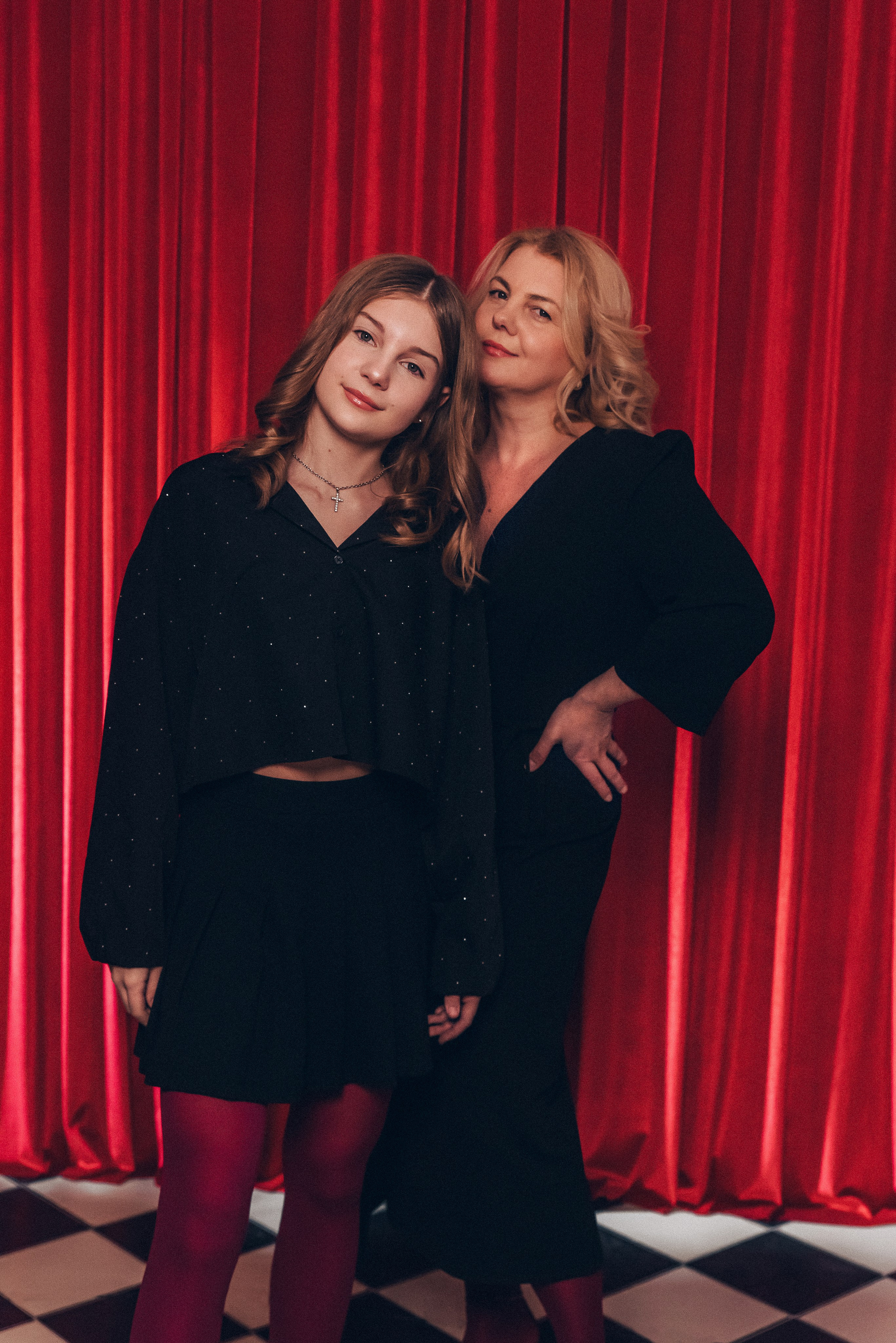 ИРИНА и АЛИСА. Ольга Козлова фотограф Волгоград olkiny-fotki.ru