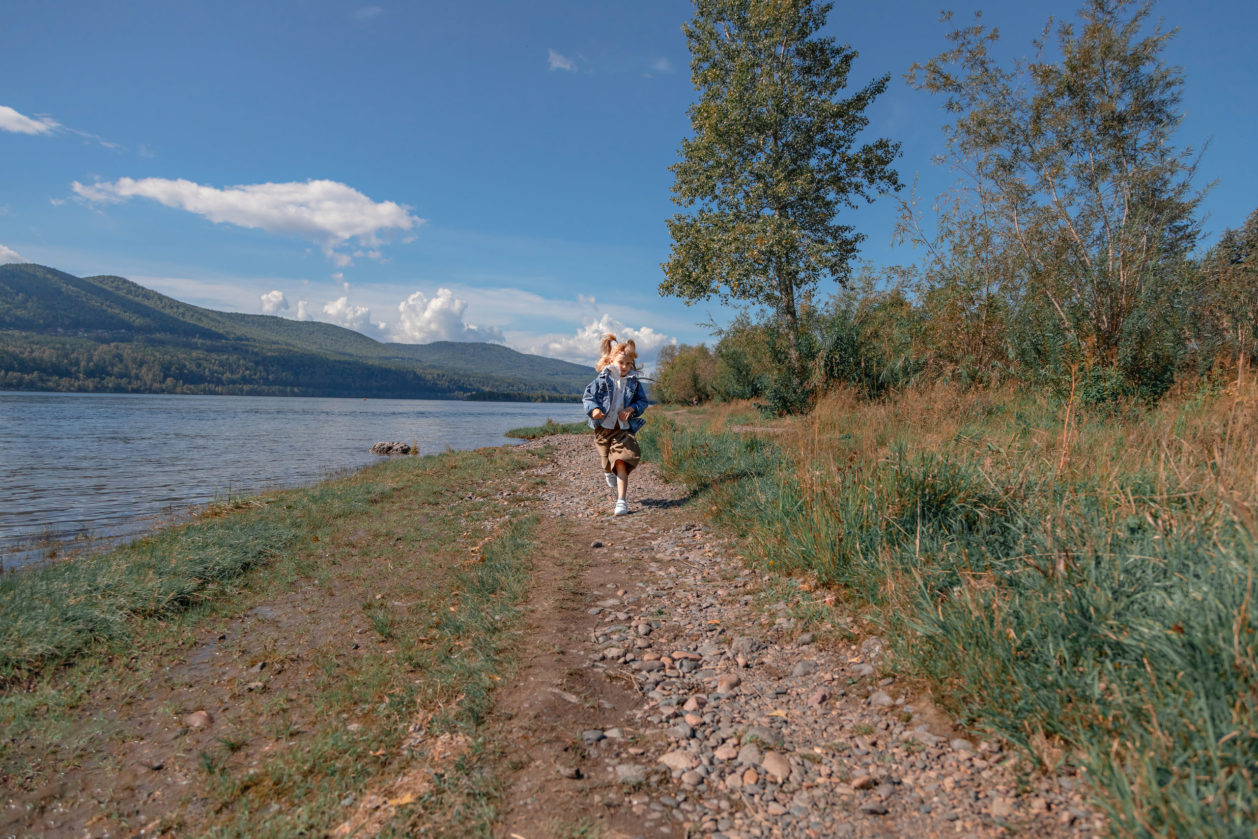 Детская фотосессия на улице. Семейный и детский фотограф в Красноярске Ольга Гаврикова