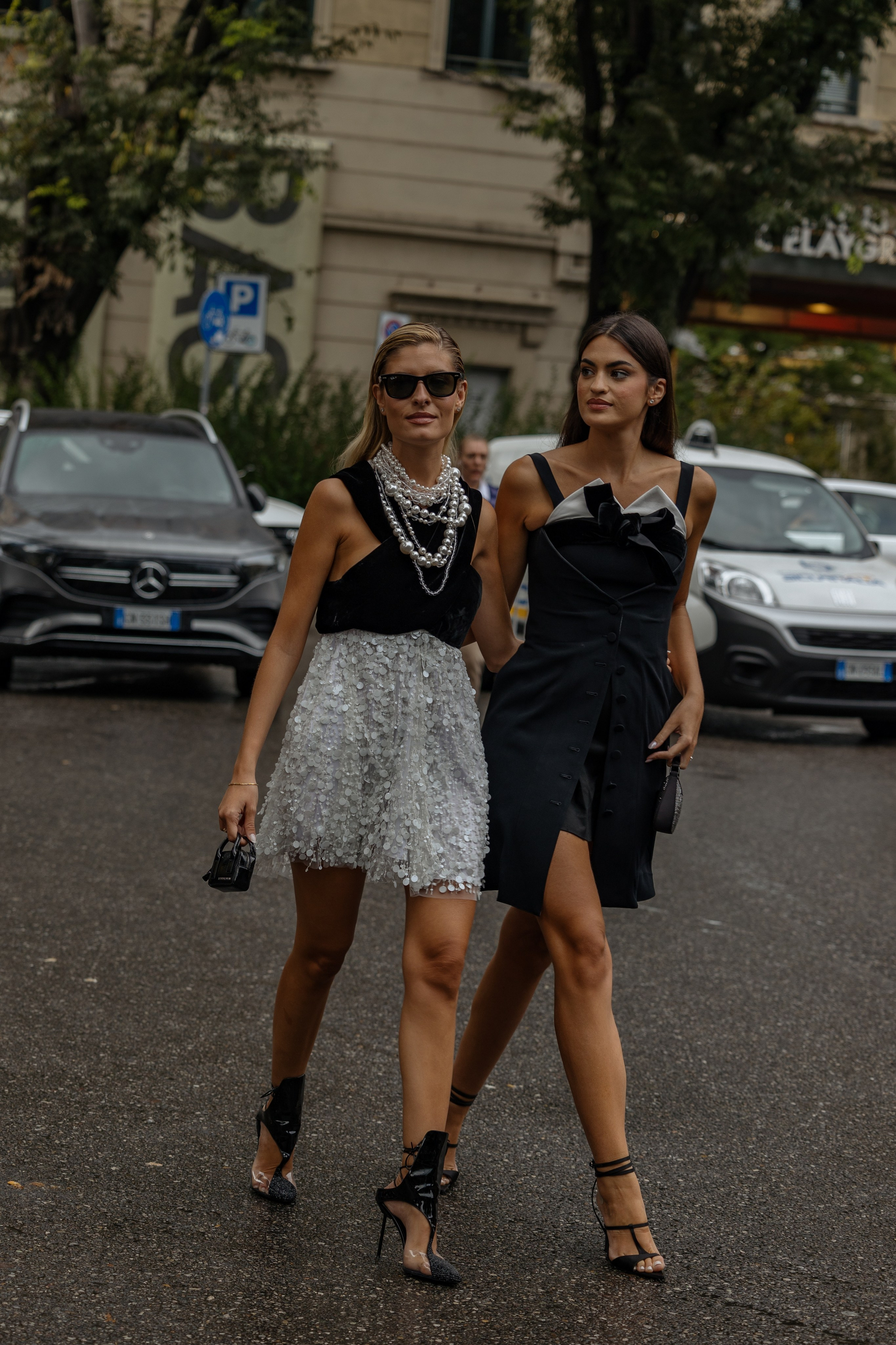 MFW SPRING/SUMMER 2024 EMPORIO ARMANI. Photographer in Milan Ivan Goncharov