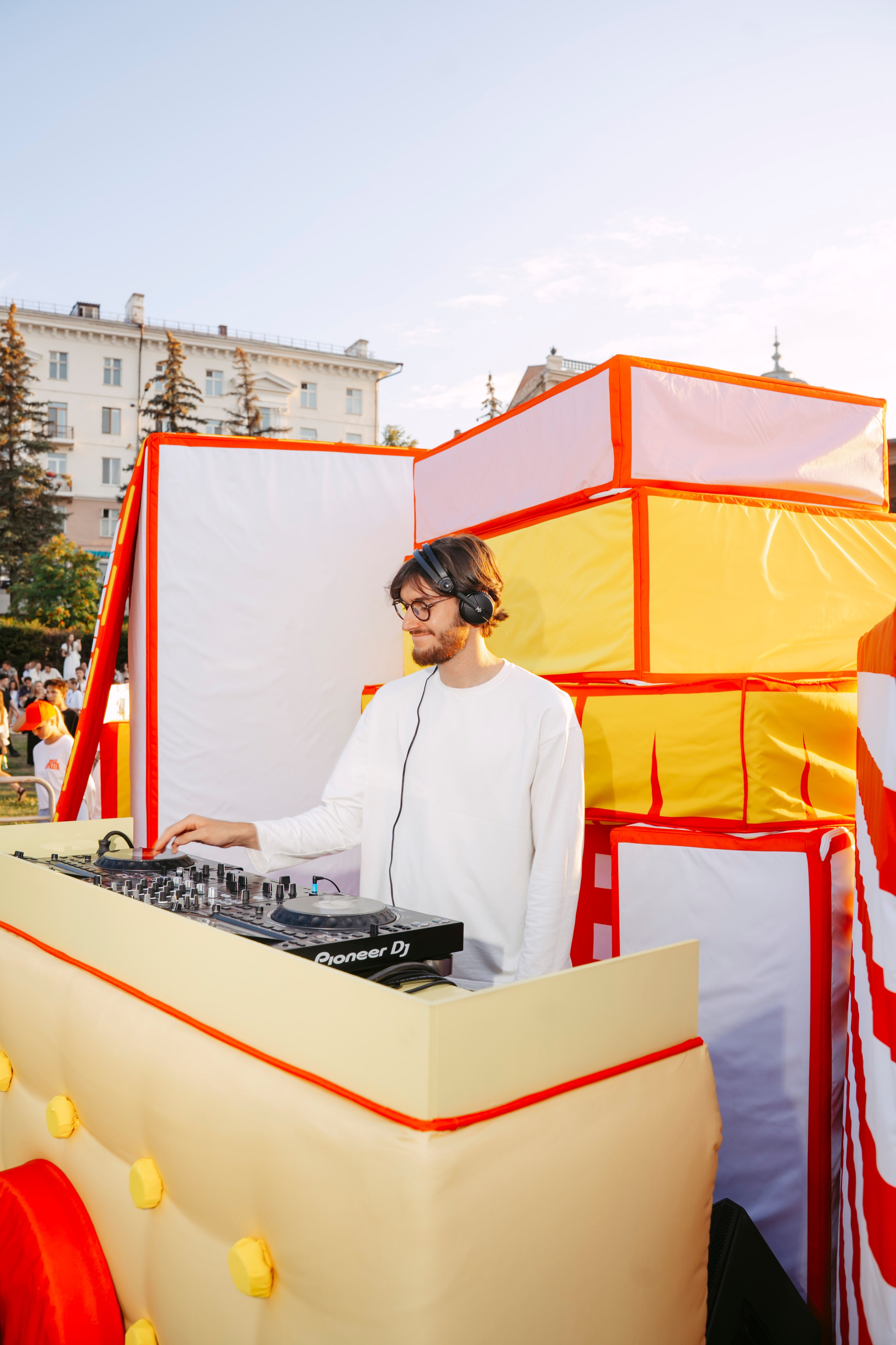 Маркет Маркета. Казань / 2025. Саша Копылов, фотограф в Казани