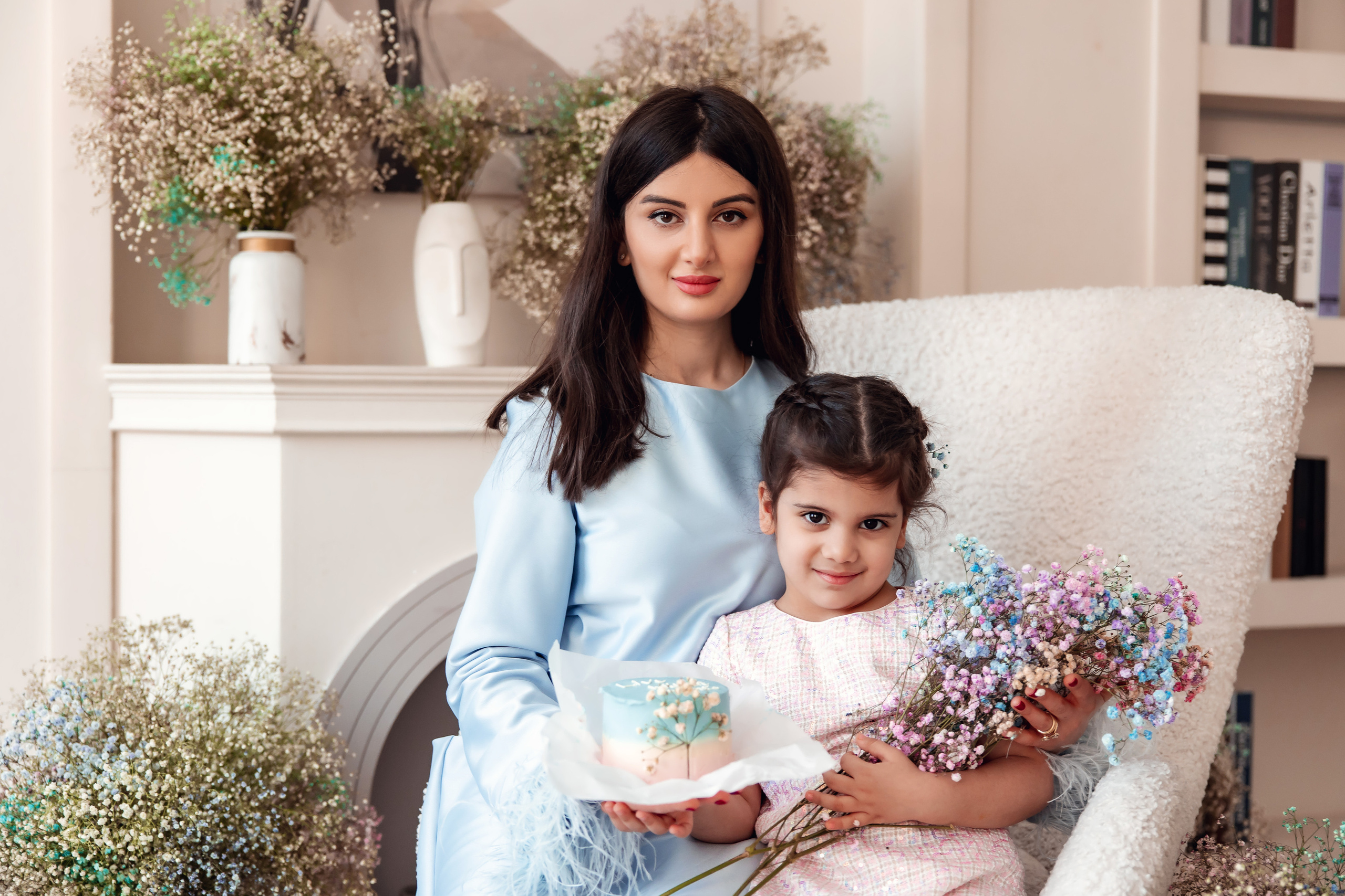 София и Лилит. Дарья Бухреева — фотограф, видеограф и фототерапевт. Москва и мир