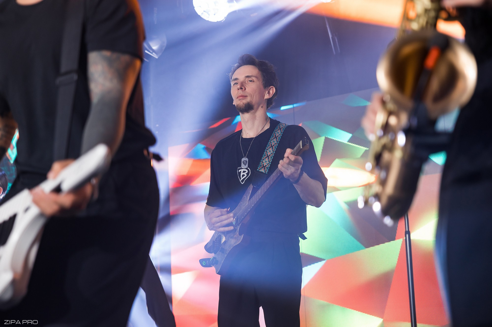 Сольный концерт кавер-группы «Балбесы». Фотограф Zipa Pro