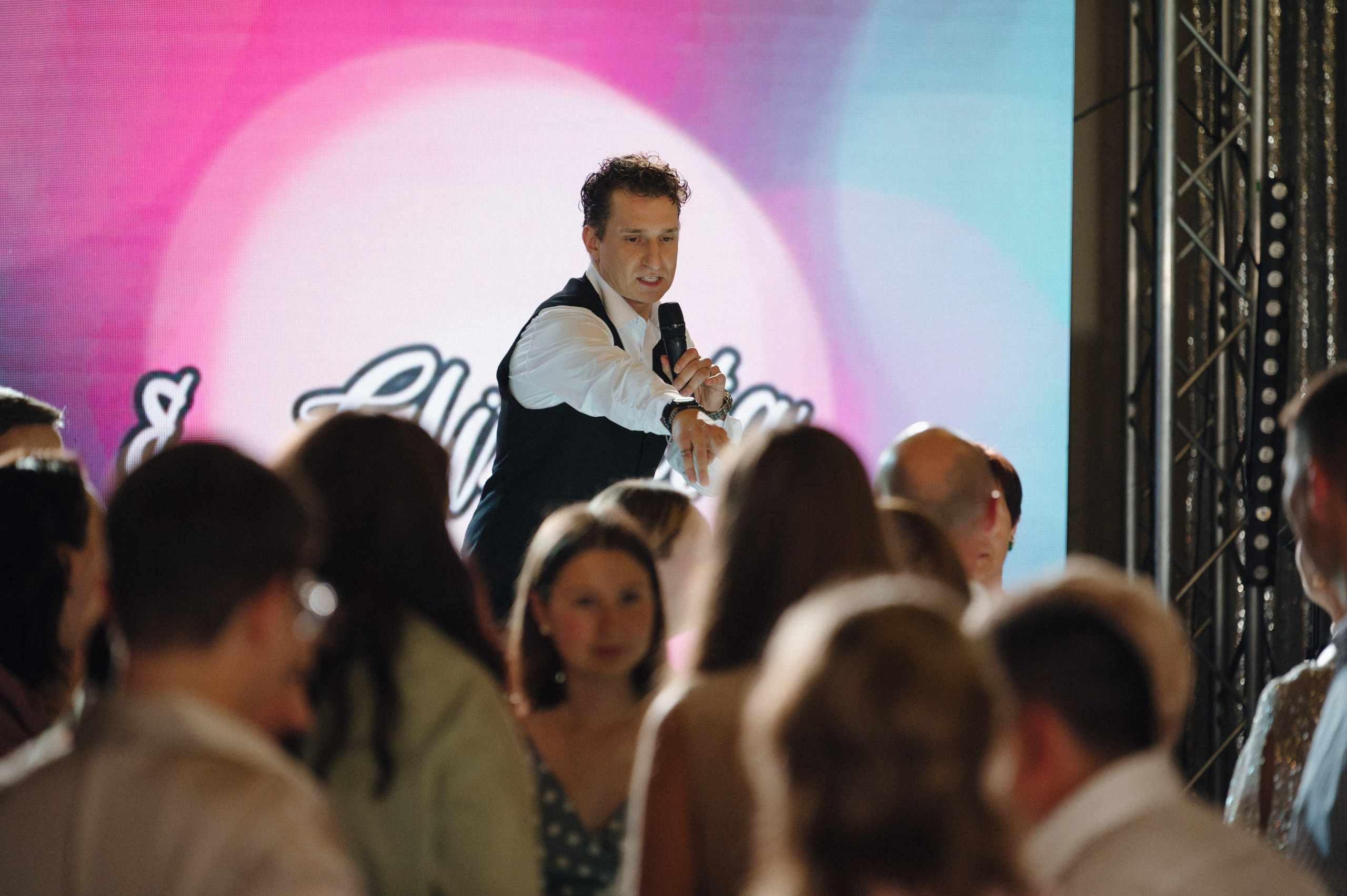 Елизавета и Роман. Репортажный и свадебный фотограф в Сургуте