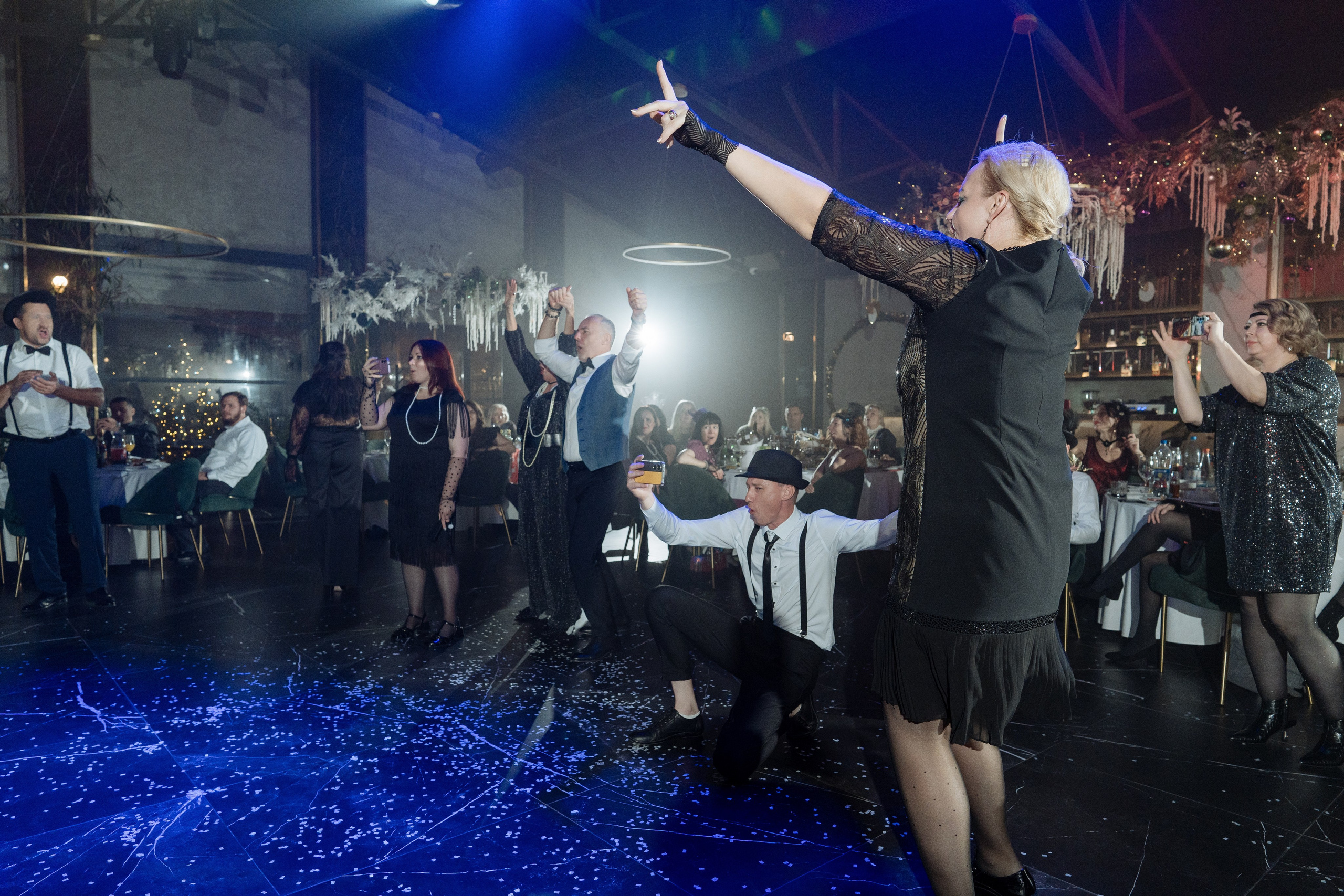 Альбион Тур