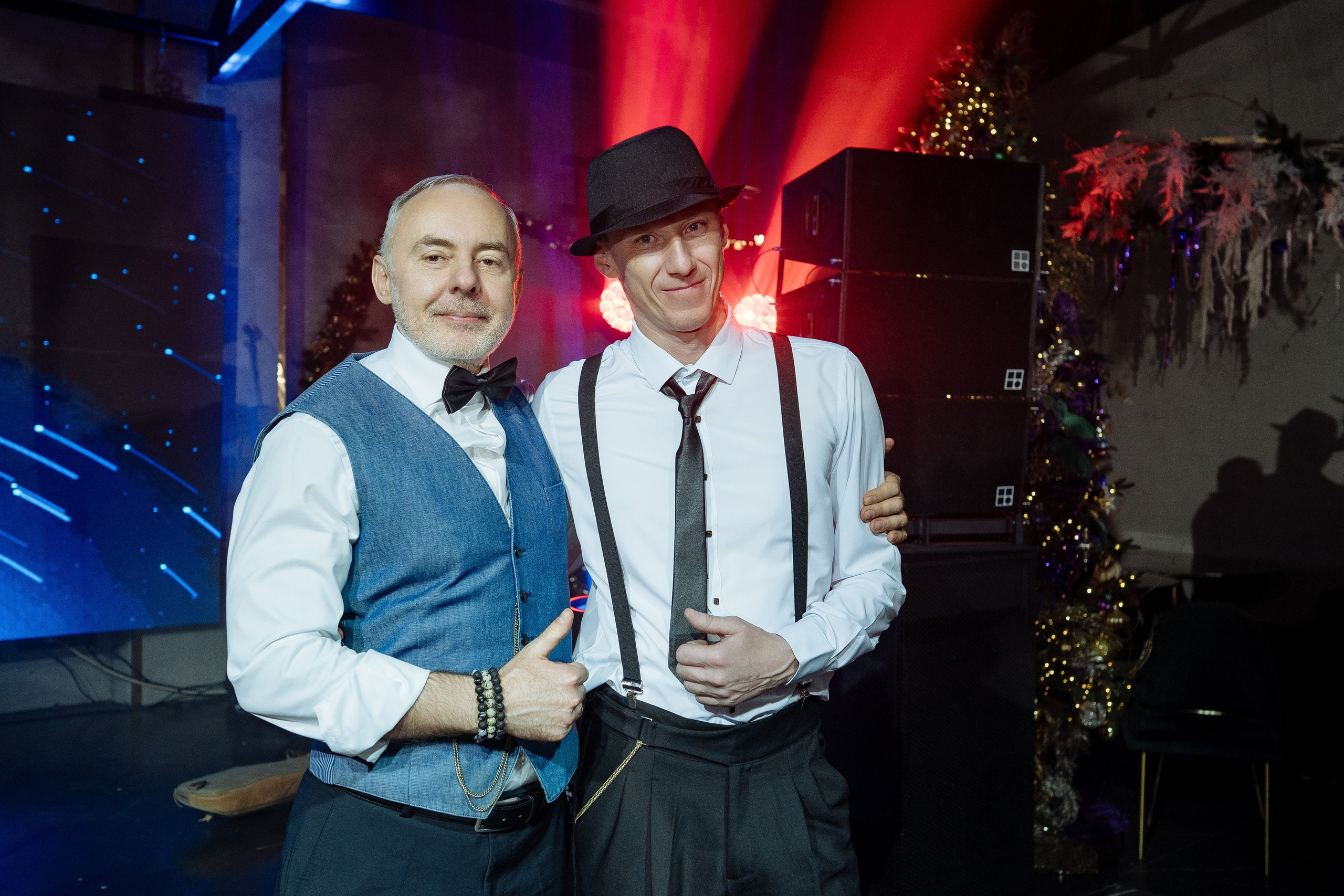 Альбион Тур