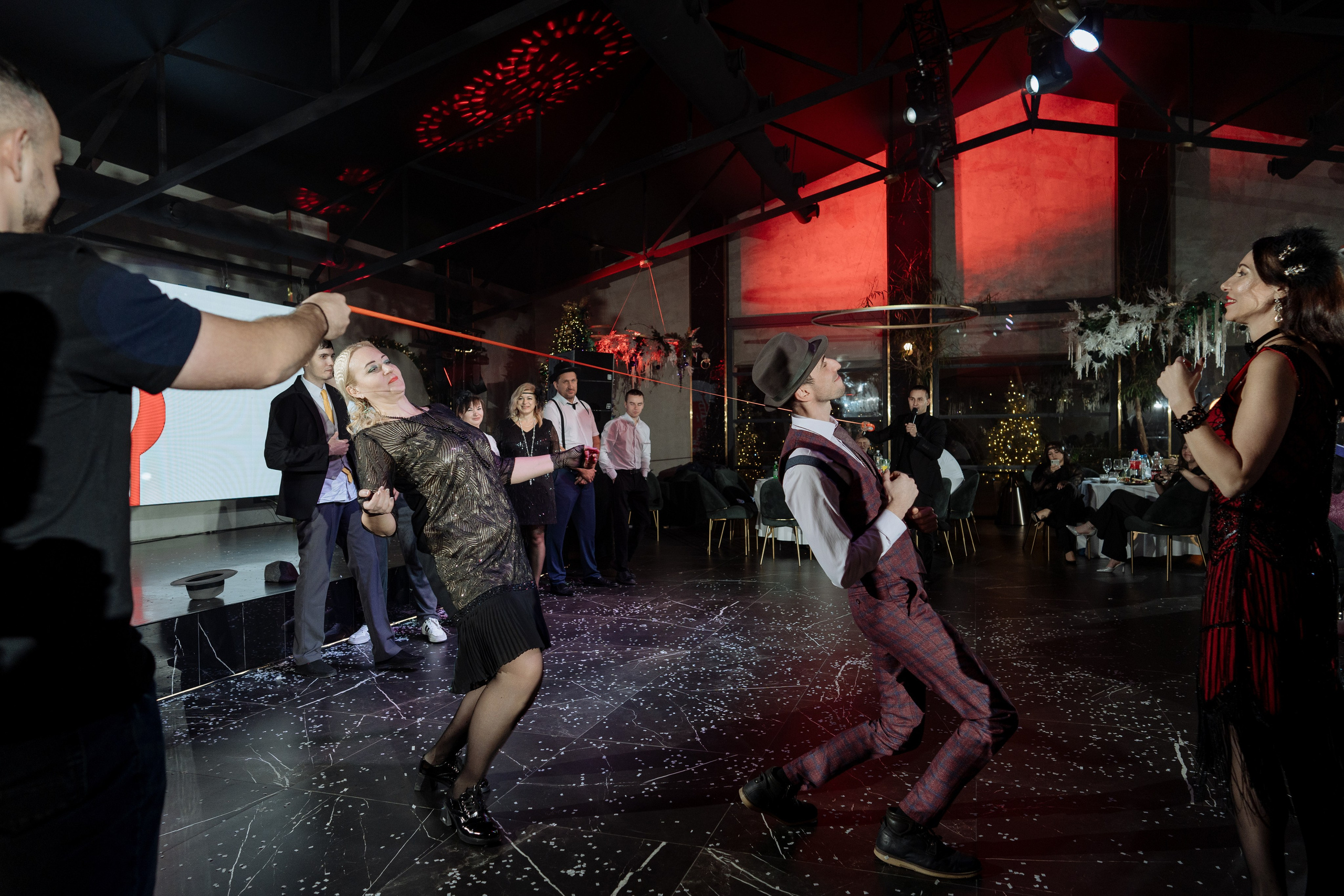 Альбион Тур