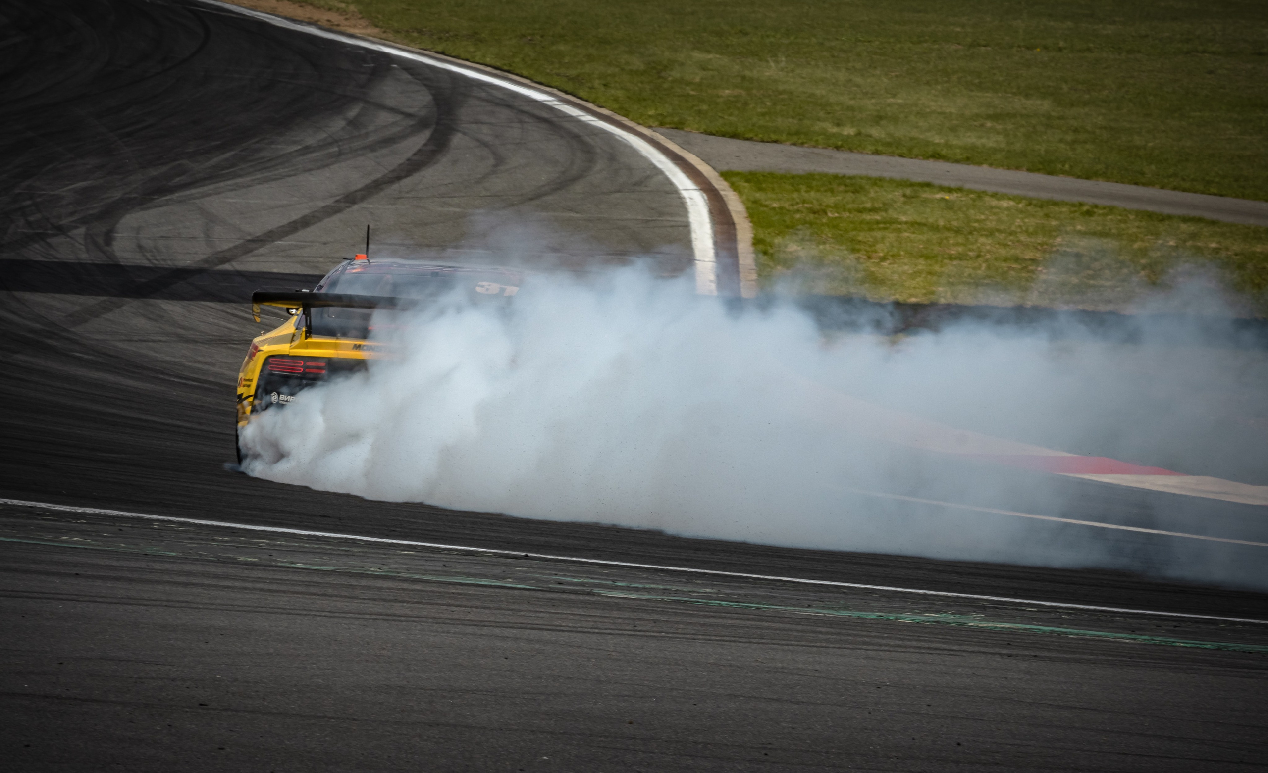 RDS GP. NE Cinema — backstage and reportage photography in cinema, music, Automotive and sport