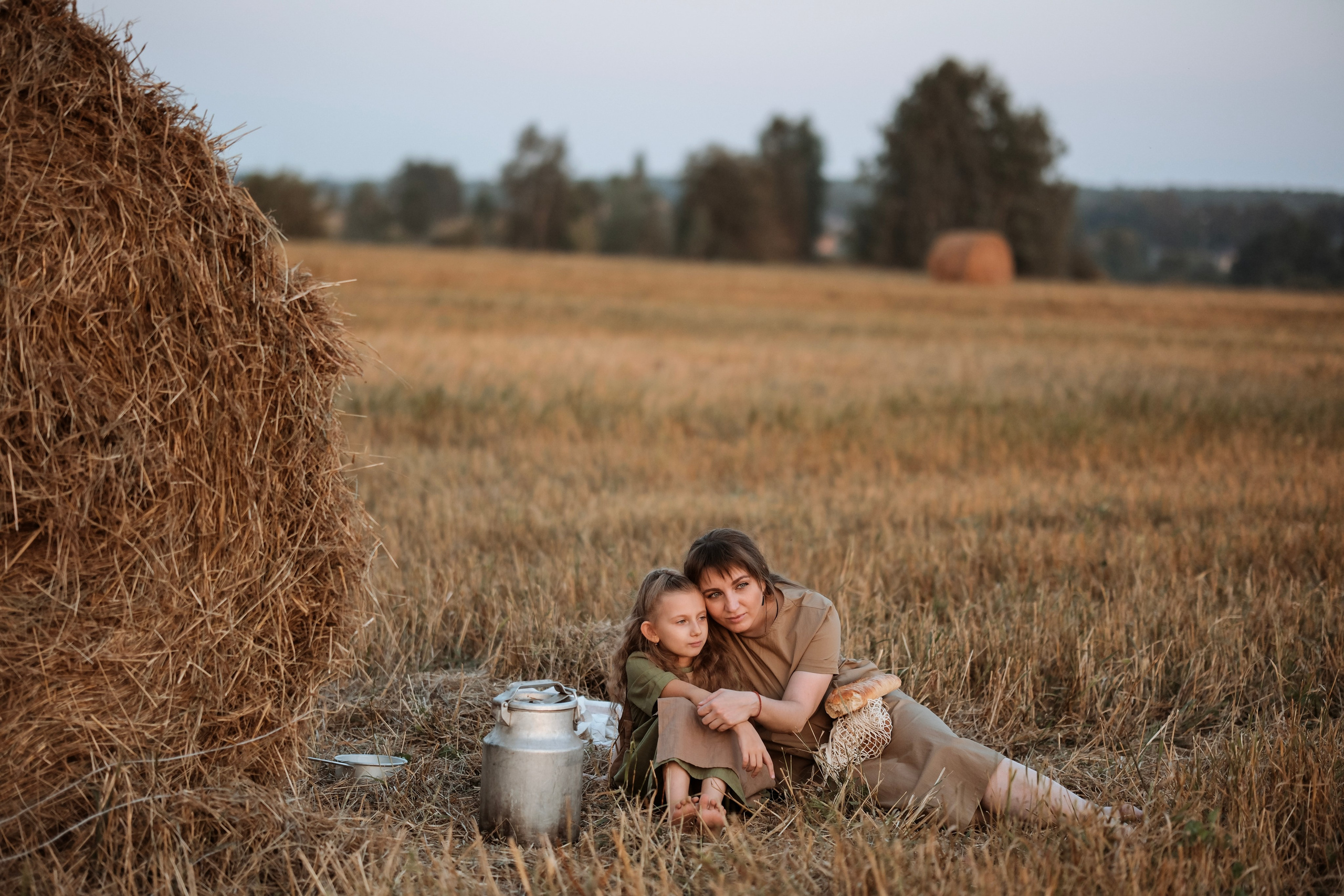 По полюшку. Фотограф новорожденных в Брянске Анжелика Прохоренкова