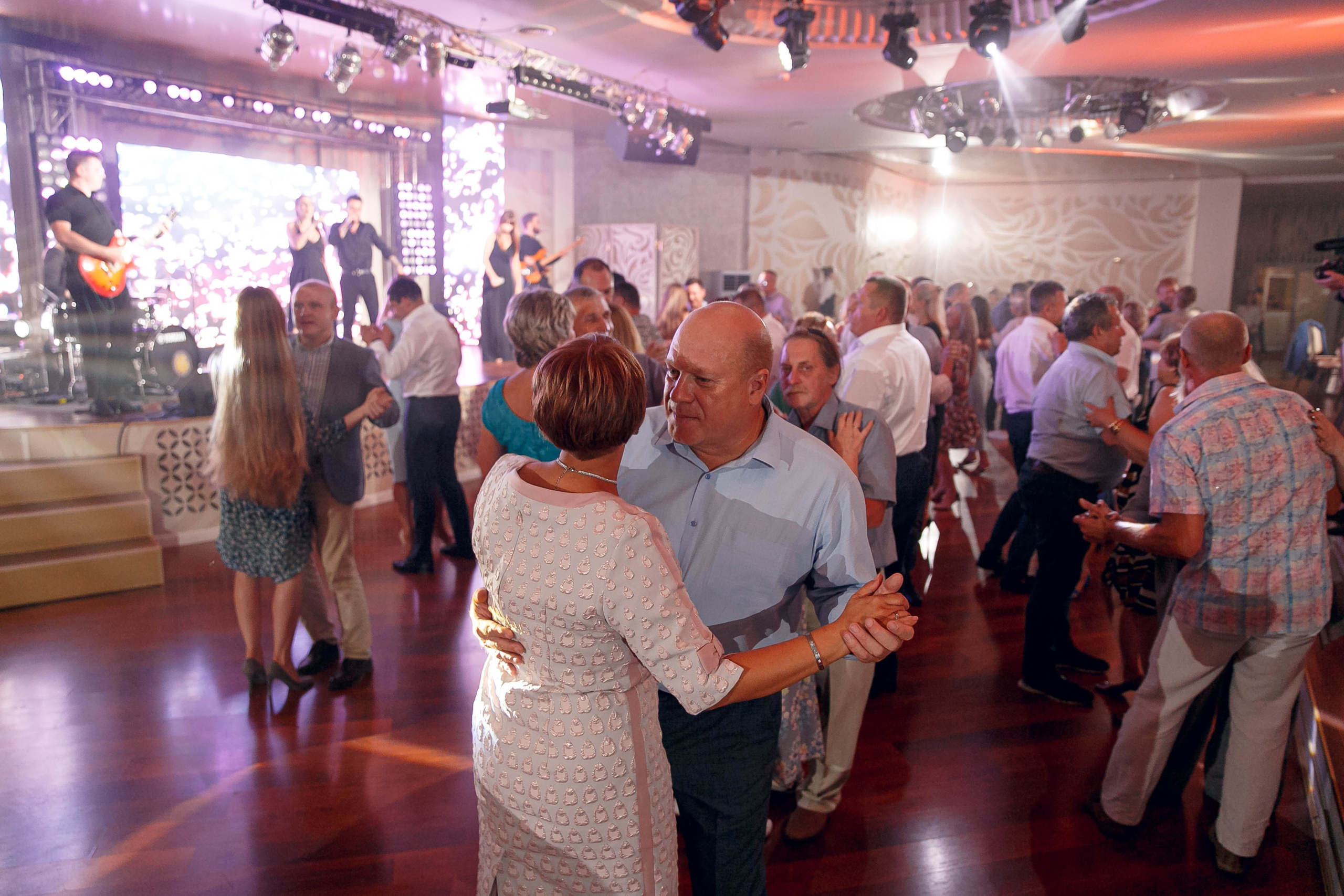 Банкет в ресторане «Волга». Ваш репортажный фотограф Артемий Антонов