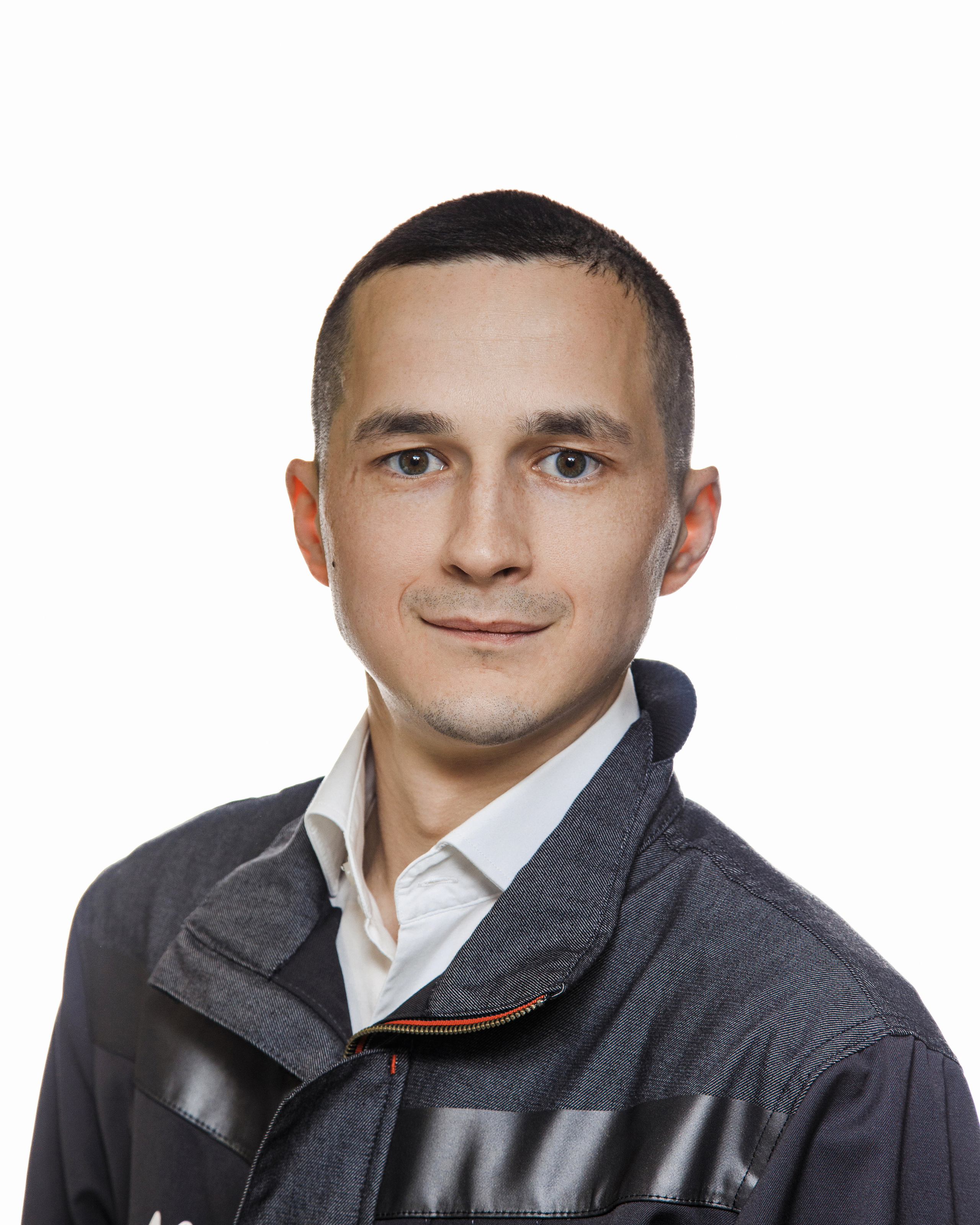 Портреты на белом фоне. Фотограф Виталий Хайлов, Екатеринбург