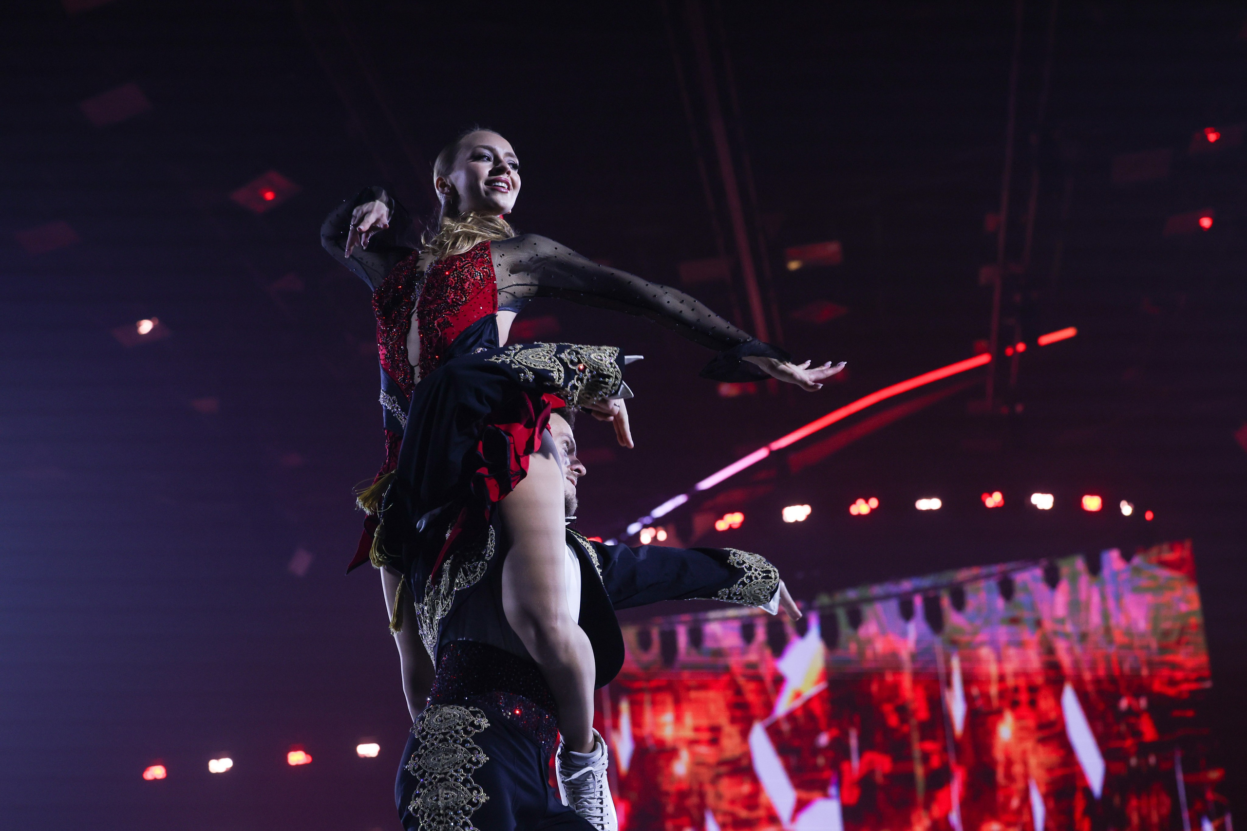 «Больше чем шоу» 14.11.2025. Спортивный и репортажный фотограф Антон Тереханов