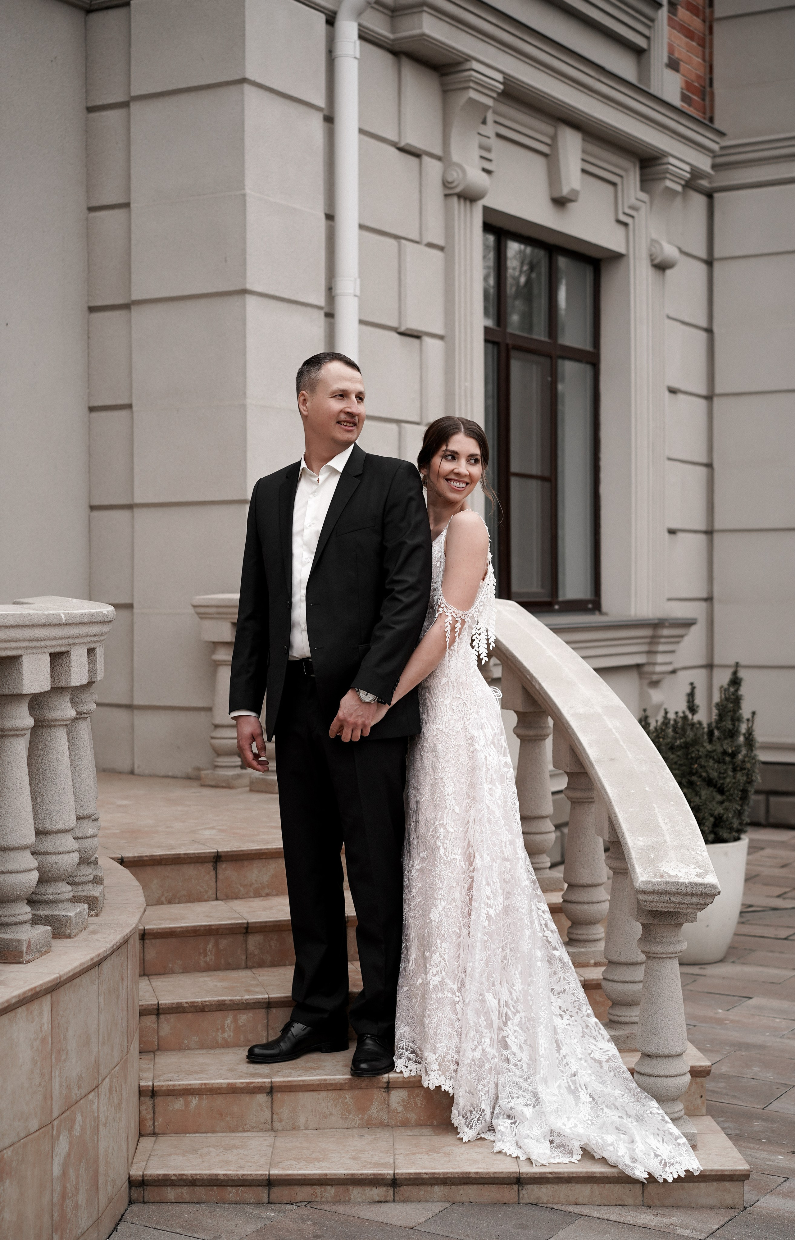 Свадебная фотосессия в Графском парке. Ростов-на-Дону. Свадебный фотограф в Ростове-на-Дону. Таинство Крещения и Венчания, семейные фотосессии. Алёна Чёботова