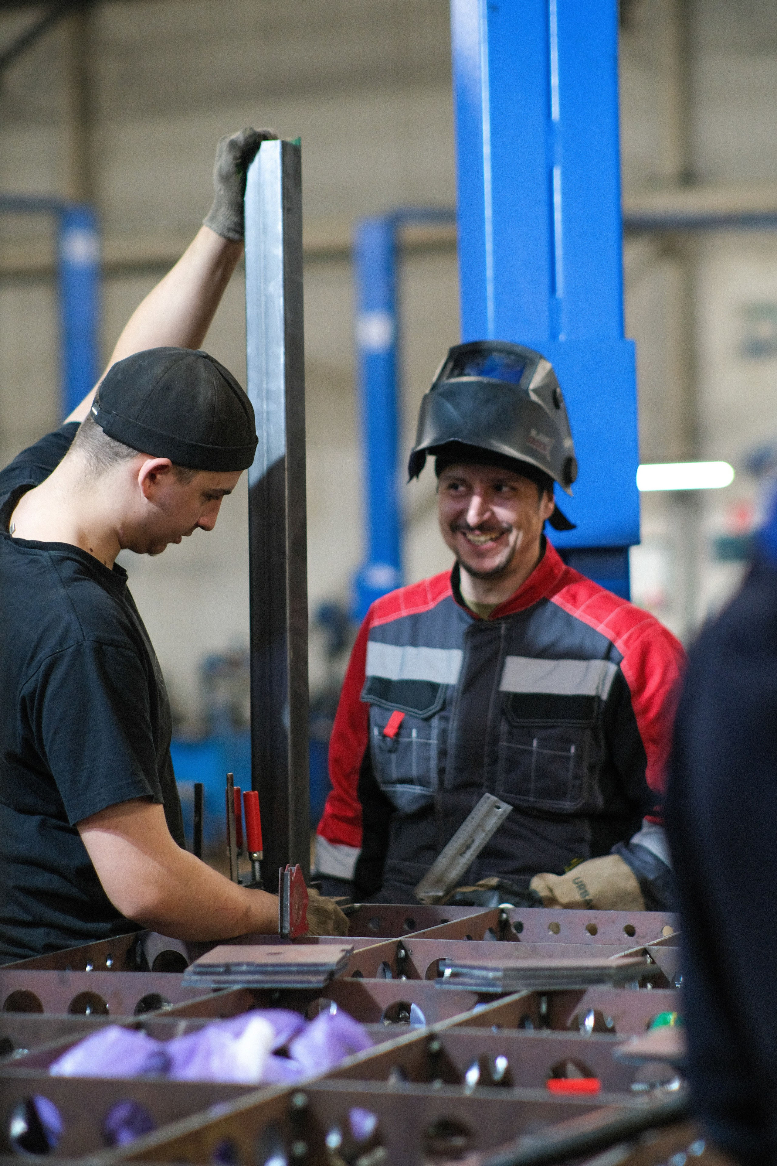 Установка стола. Провыхлоп — Тюнинг и ремонт выхлопных систем в Саратове