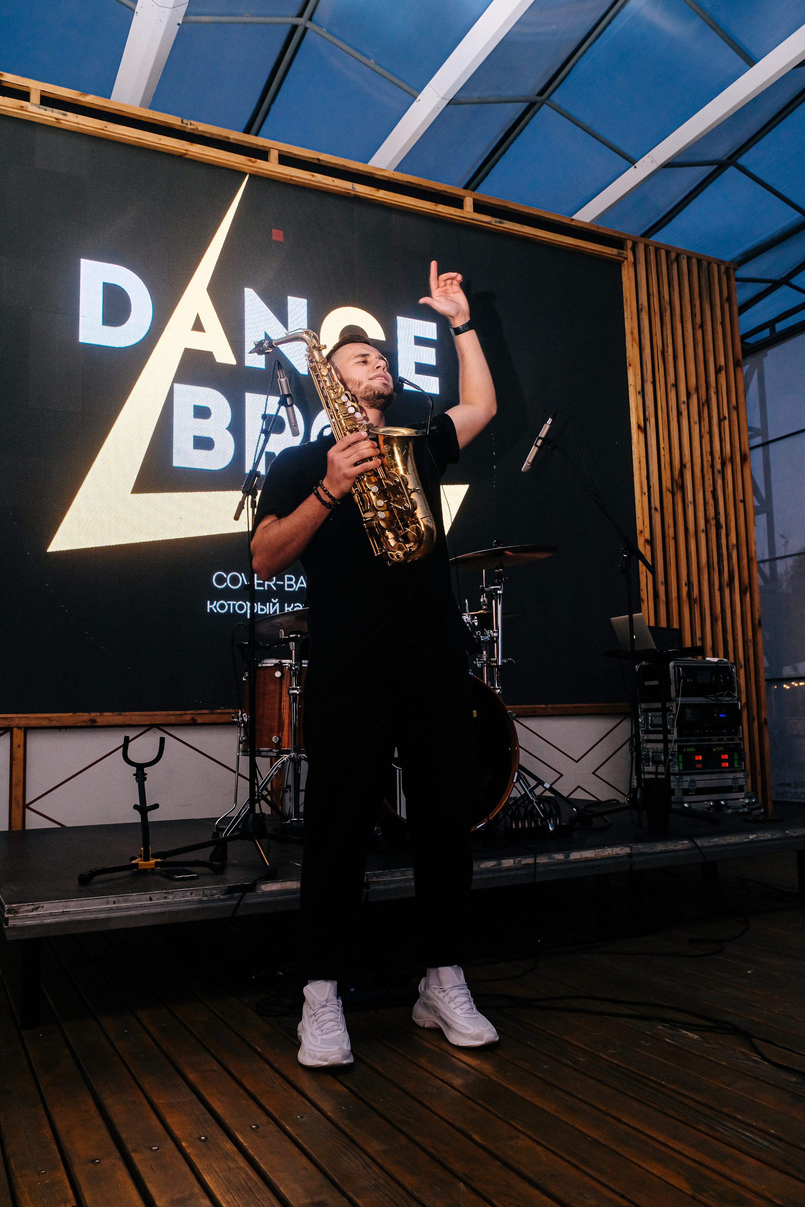 Концерт. Фотограф и видеограф в Тюмени Анна Жагорина, ваши фото еще не отдавали так быстро!