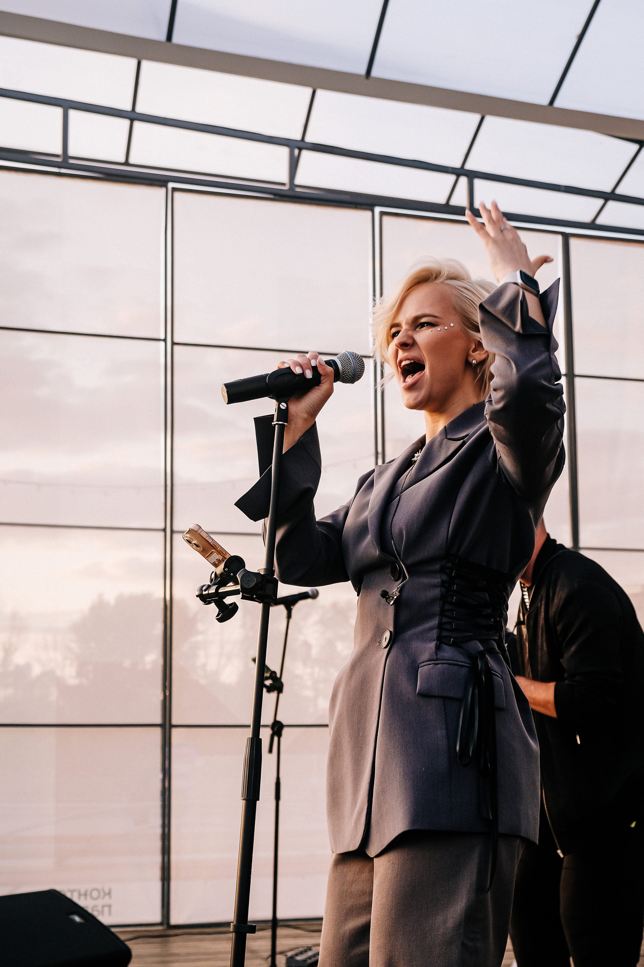 Концерт. Фотограф и видеограф в Тюмени Анна Жагорина, ваши фото еще не отдавали так быстро!