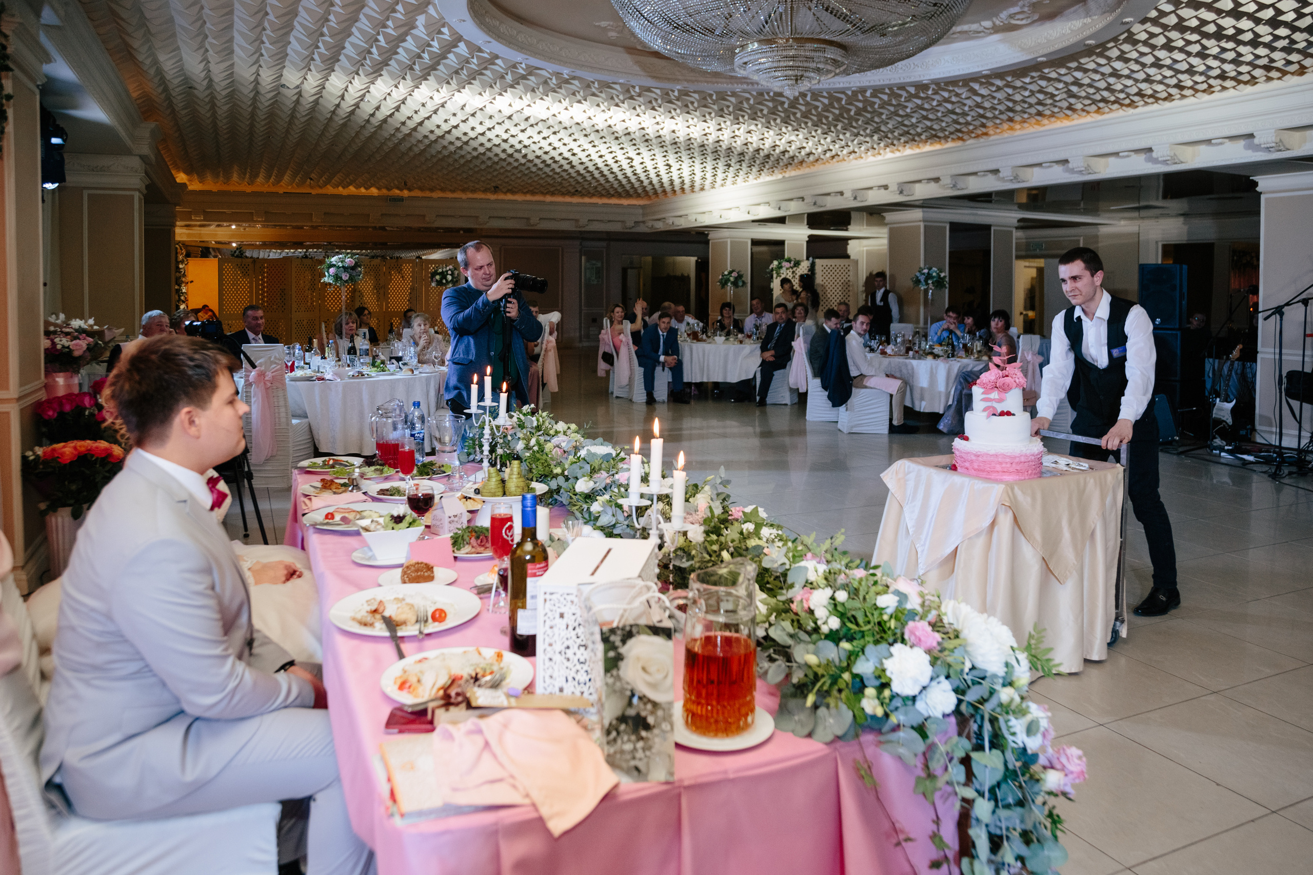 Свадебная фотосессия Анны и Антона в г. Екатеринбург. Свадебный и семейный фотограф Ксения Шекк Екатеринбург