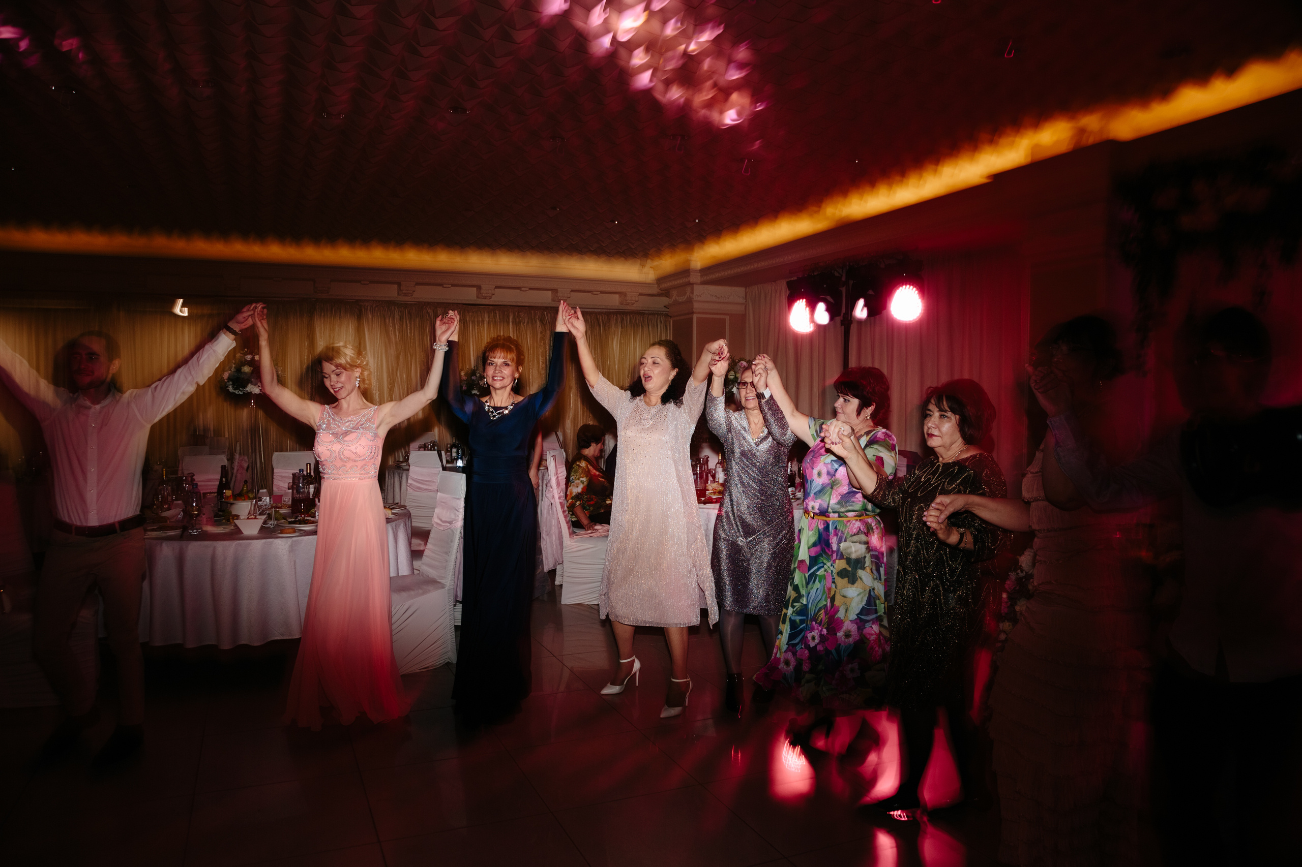 Свадебная фотосессия Анны и Антона в г. Екатеринбург. Свадебный и семейный фотограф Ксения Шекк Екатеринбург