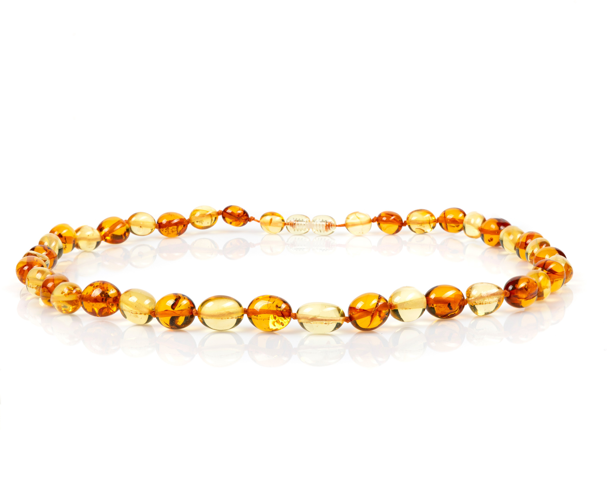 Съемка янтаря и украшений. Предметный и фуд-фотограф в Калининграде Надя Николаева