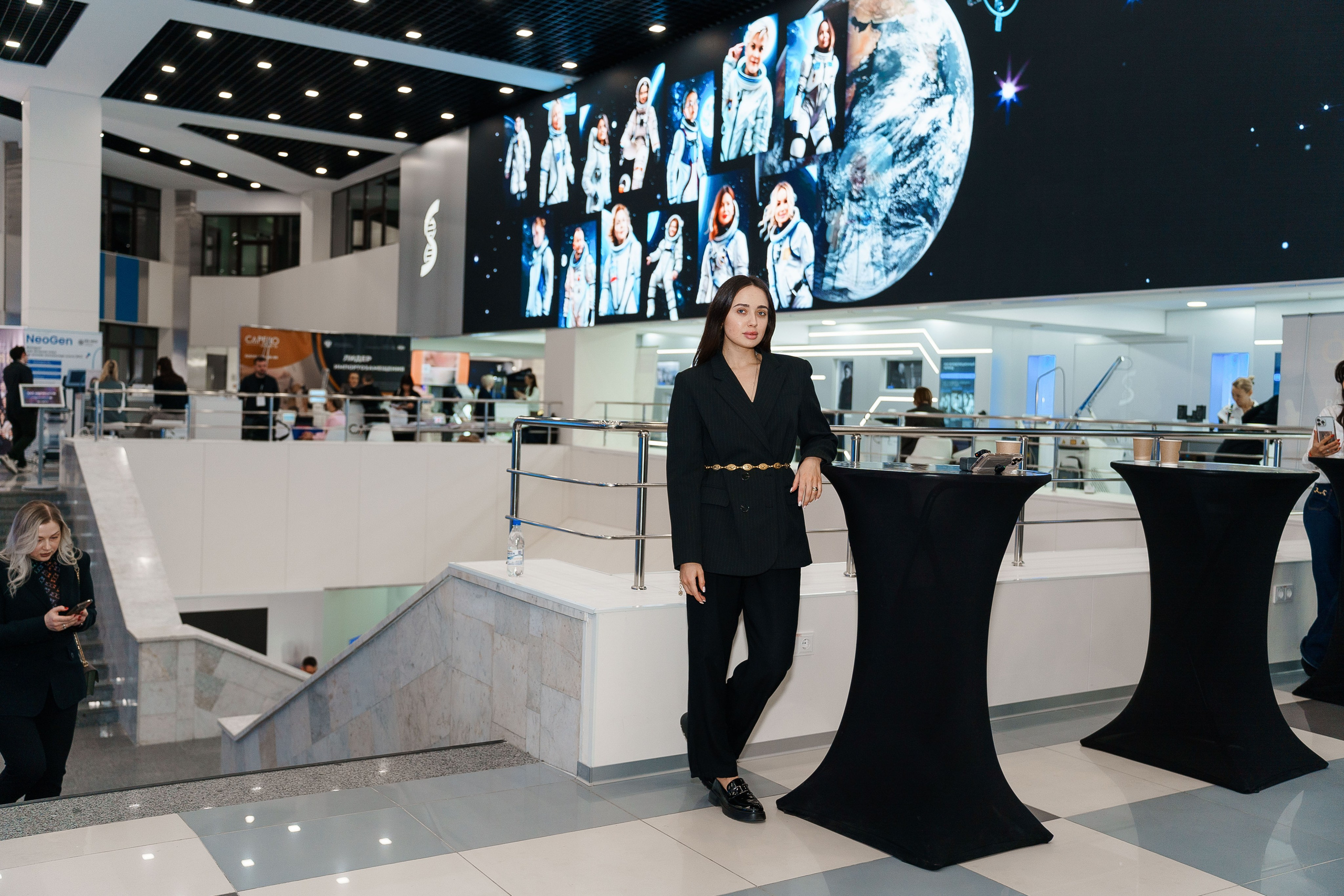 КОМАНДА. PRO-AGELESS