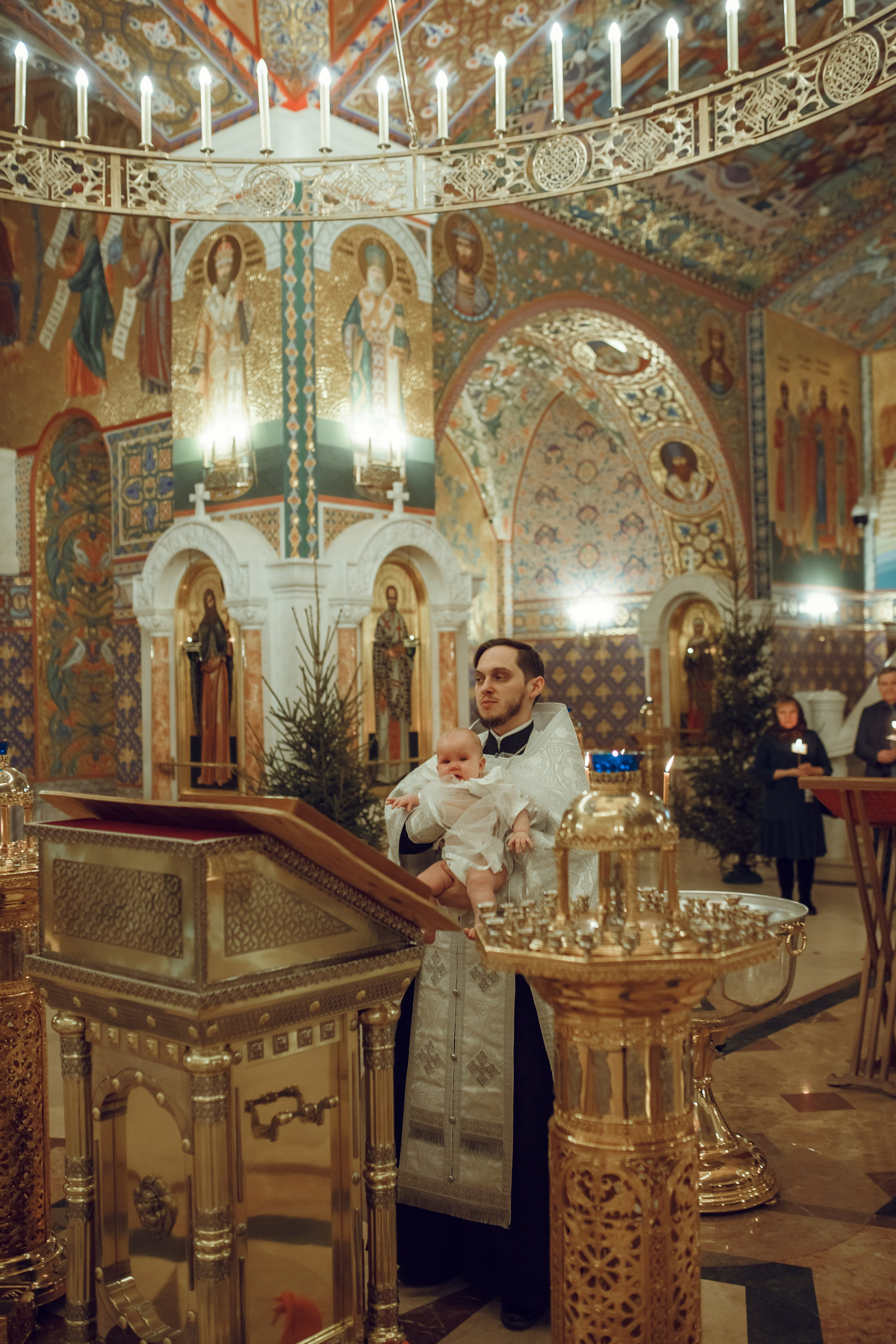 Крещение Виктории. Фотограф на Крещение, семейный фотограф в Москве