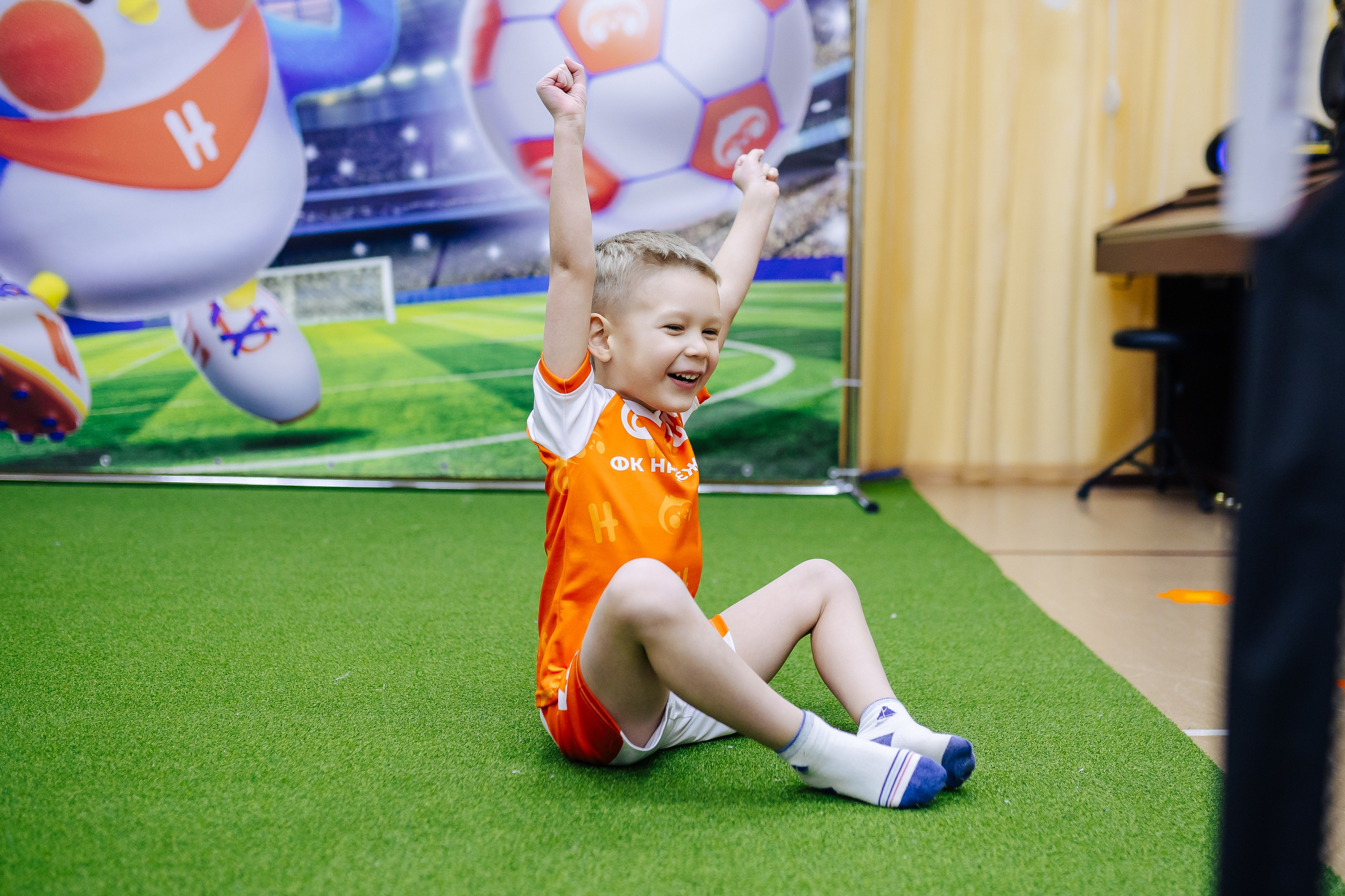 Фотосессия с кубком в детских садах г. Магнитогорска. Денис Прохоров Фотограф в г. Магнитогорск