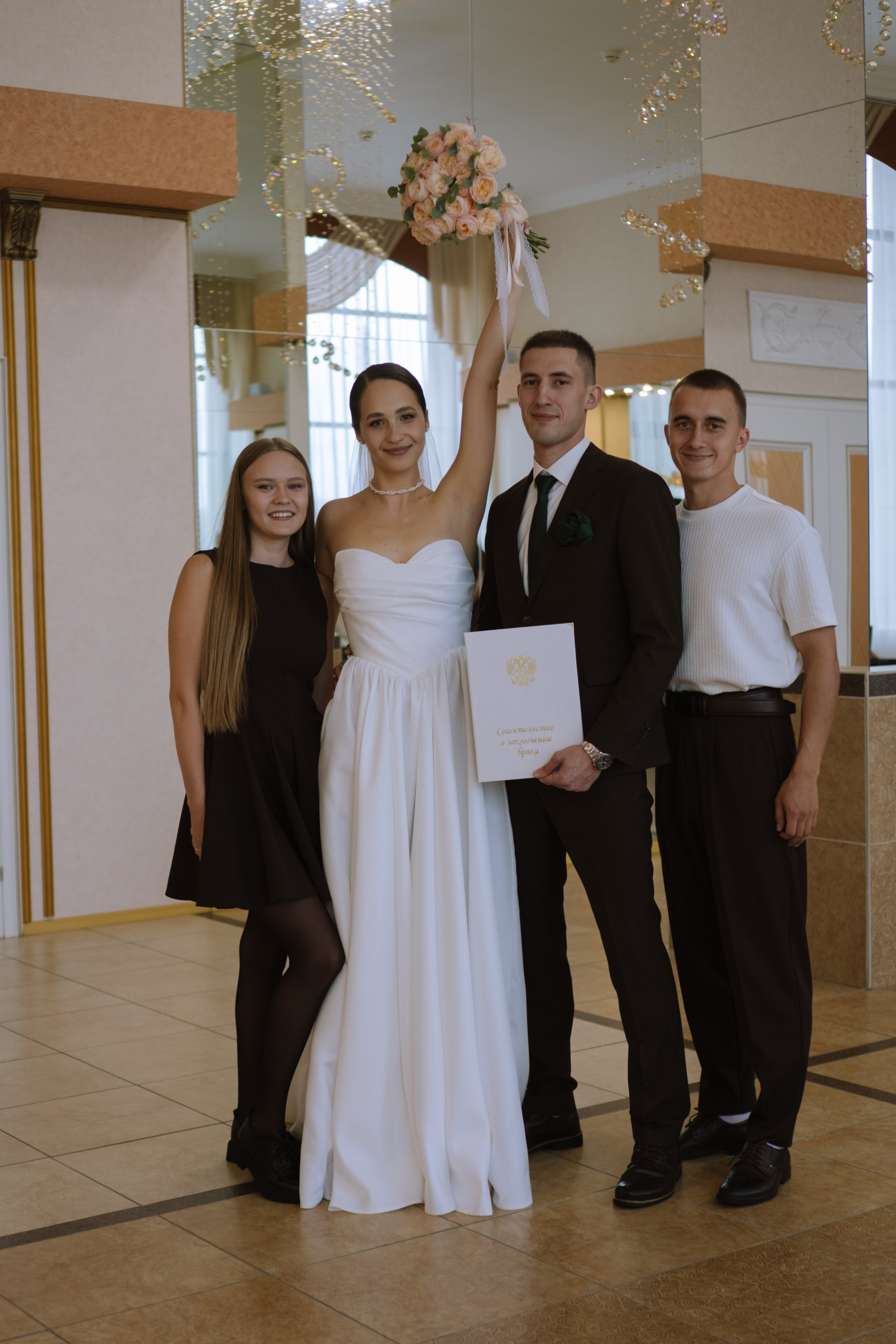 ЗАГС И ПРОГУЛКА 2 ЧАСА. Профессиональный фотограф, Санкт-Петербург — Виктория Богомолова