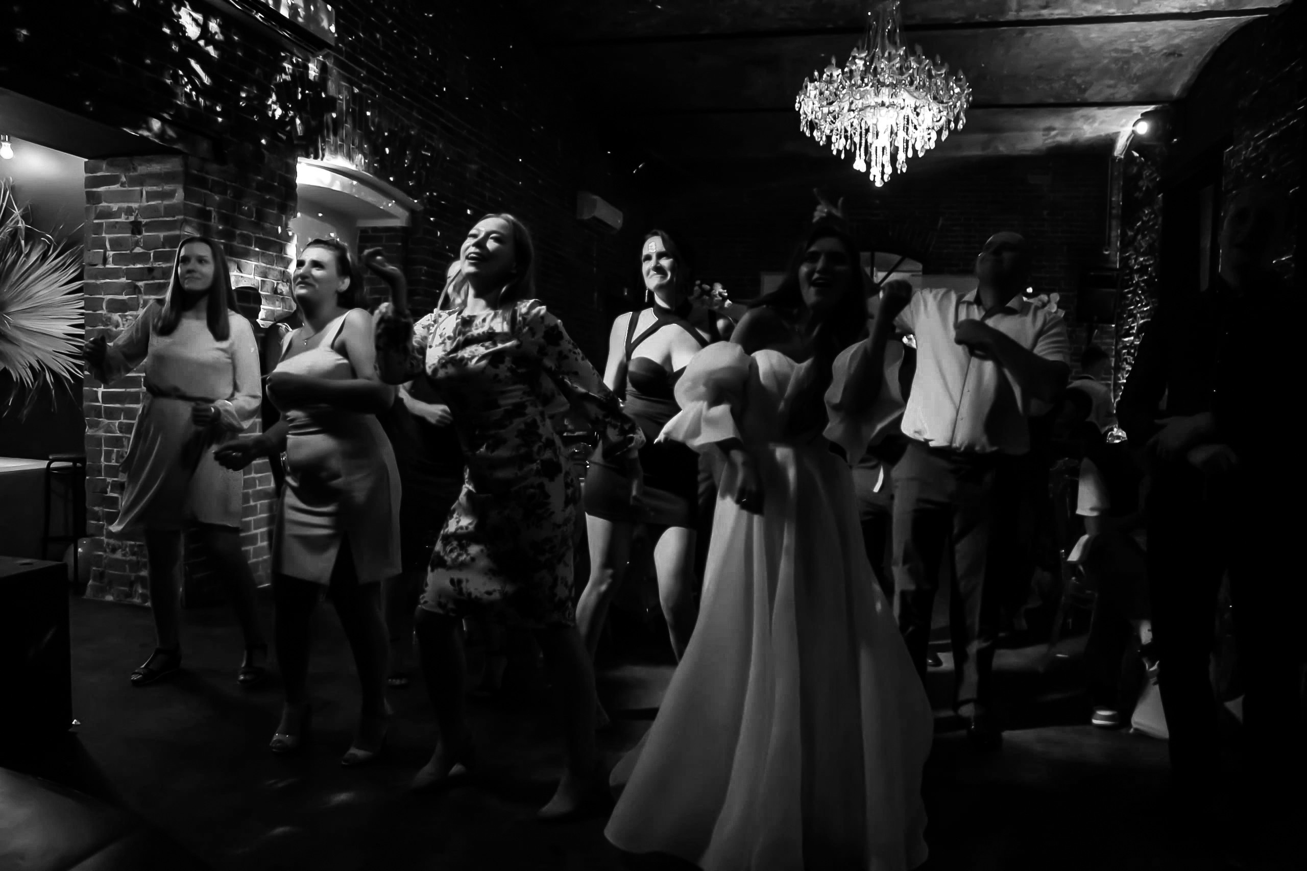 Мир ЧБ. Свадебный фотограф в Москве и Твери