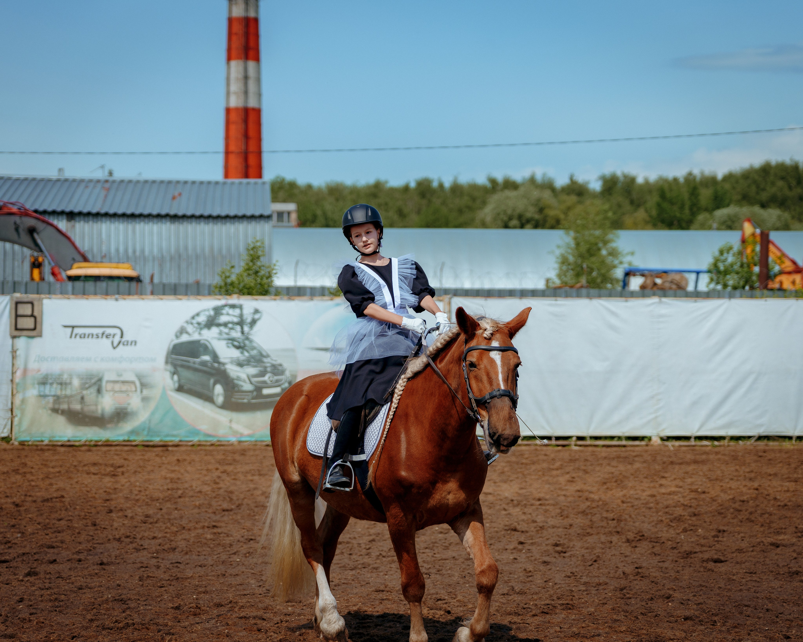 Конный клуб Горки. Портретный и семейный фотограф в Москве/Видное