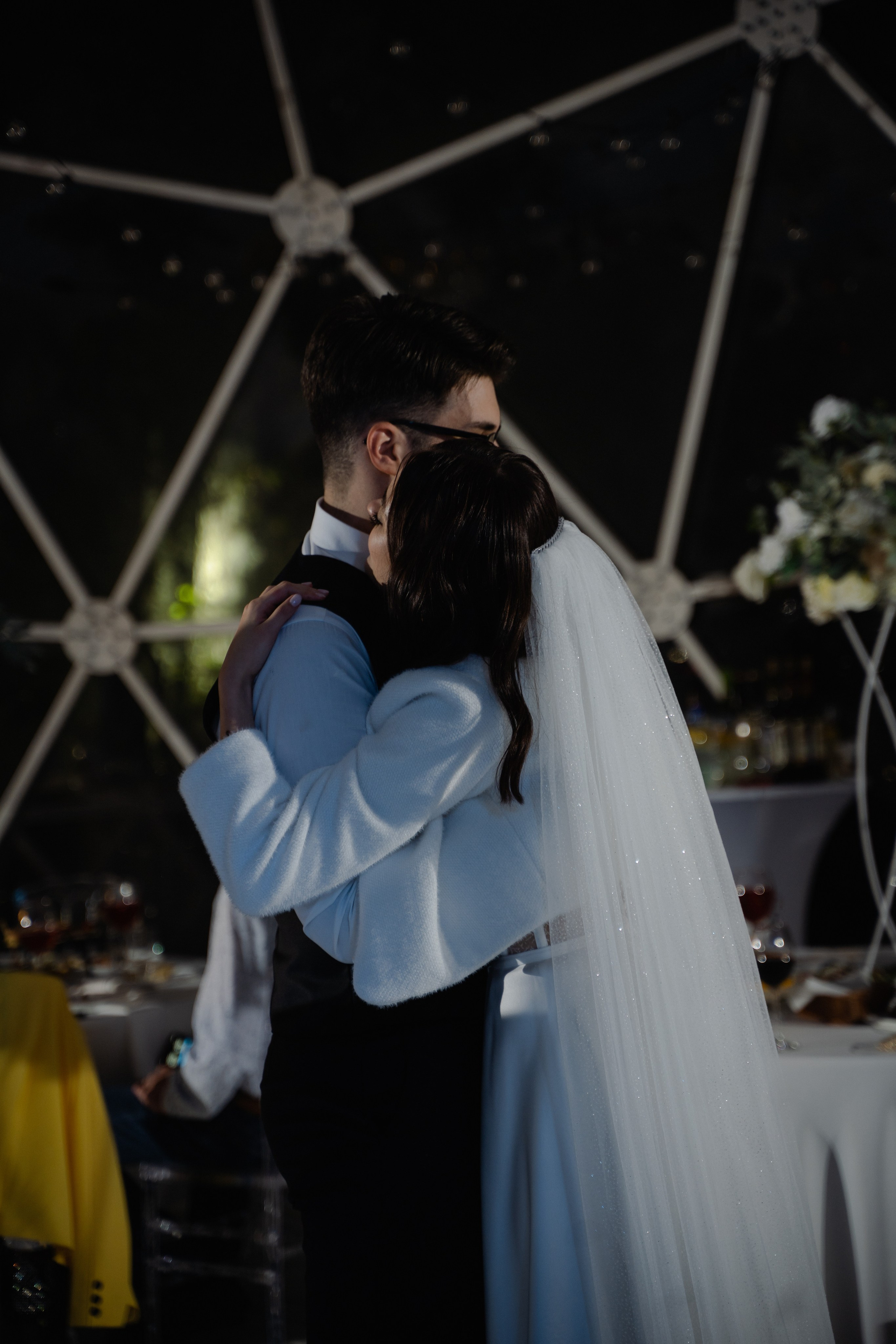 Ксения и Василий. Хвоя. Фотограф Аля Овчарова