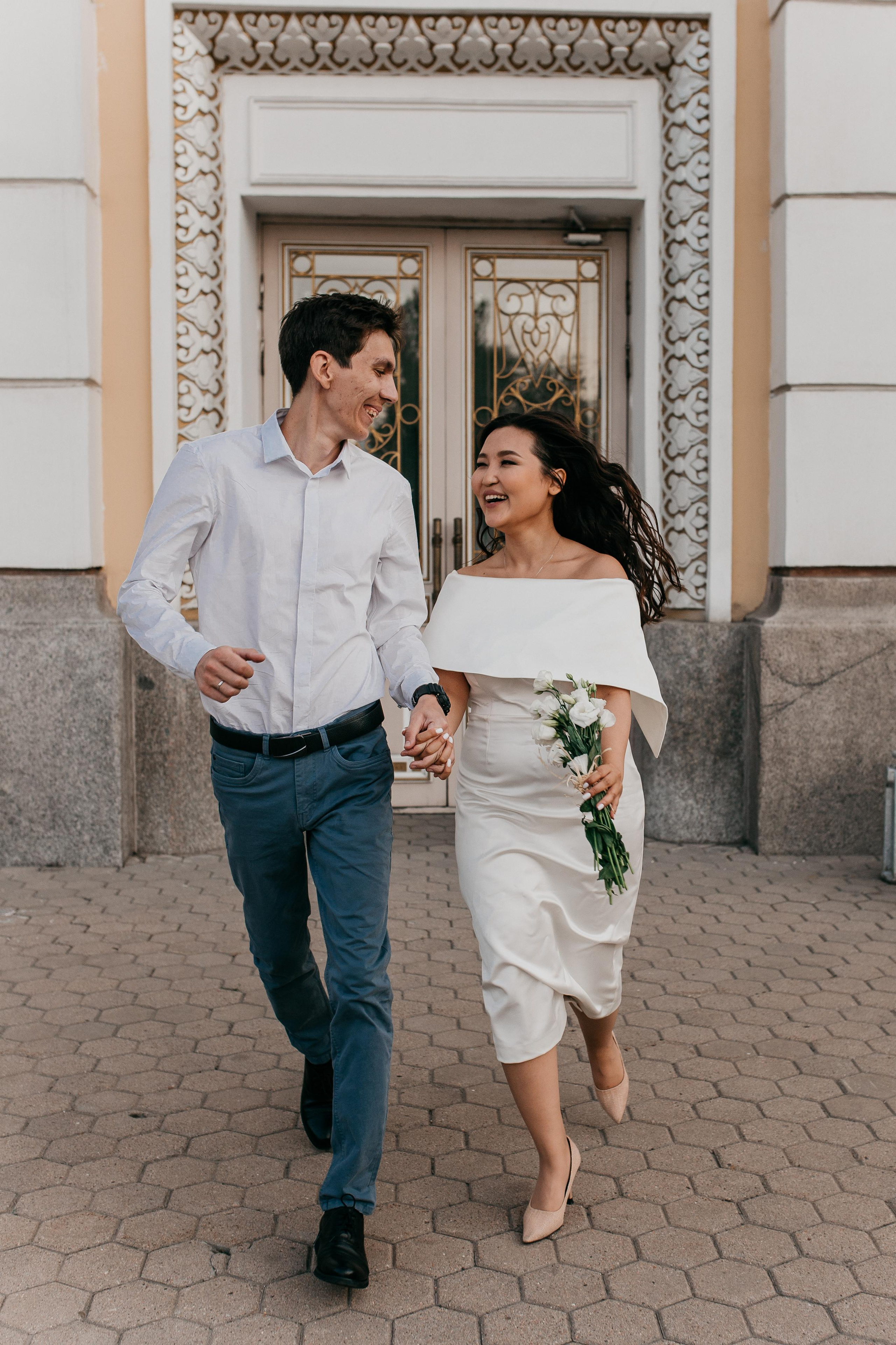 Love Story. Свадебный и семейный фотограф в Алматы Laura Dosmann