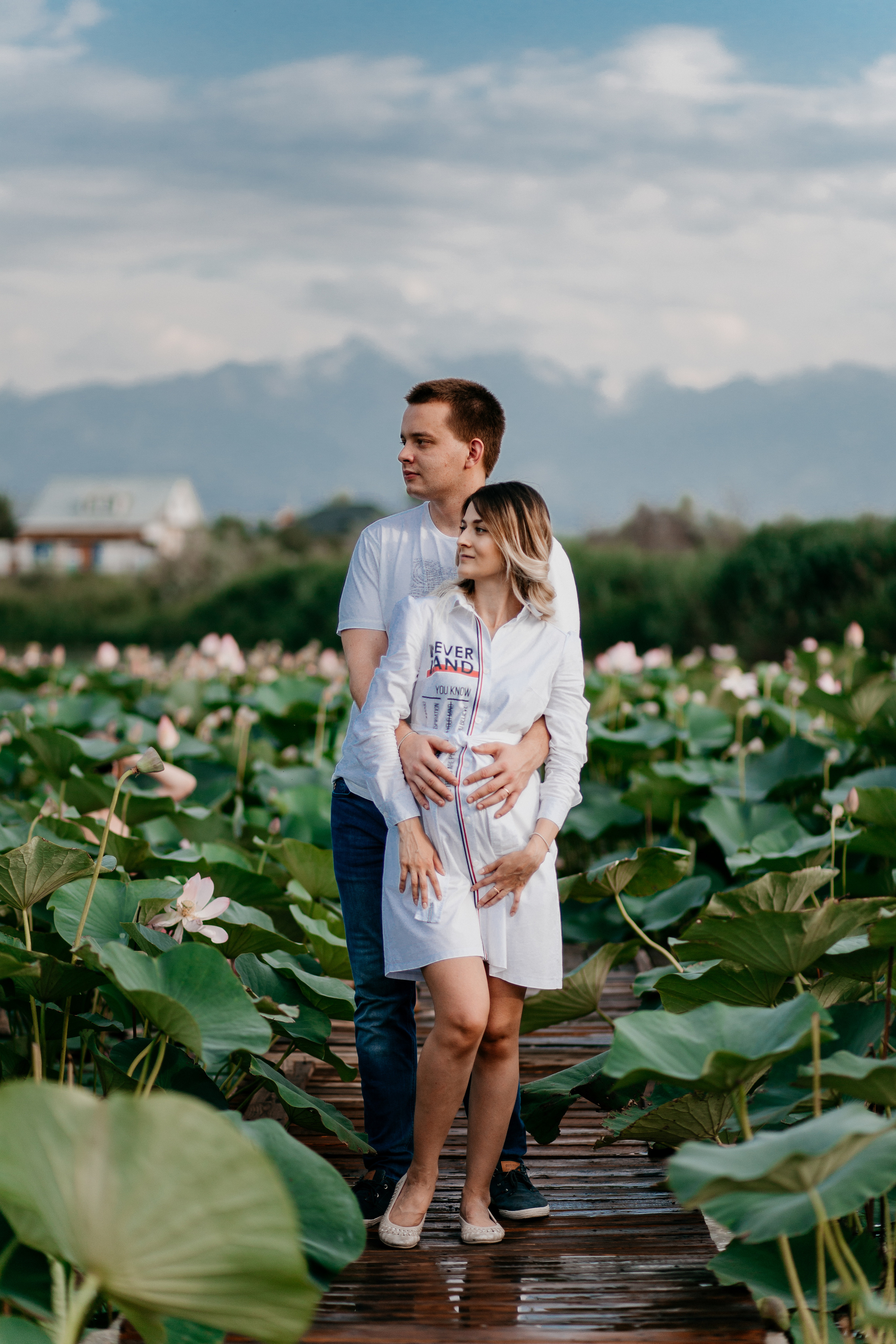 В ожидании Чуда. Свадебный и семейный фотограф в Алматы Laura Dosmann