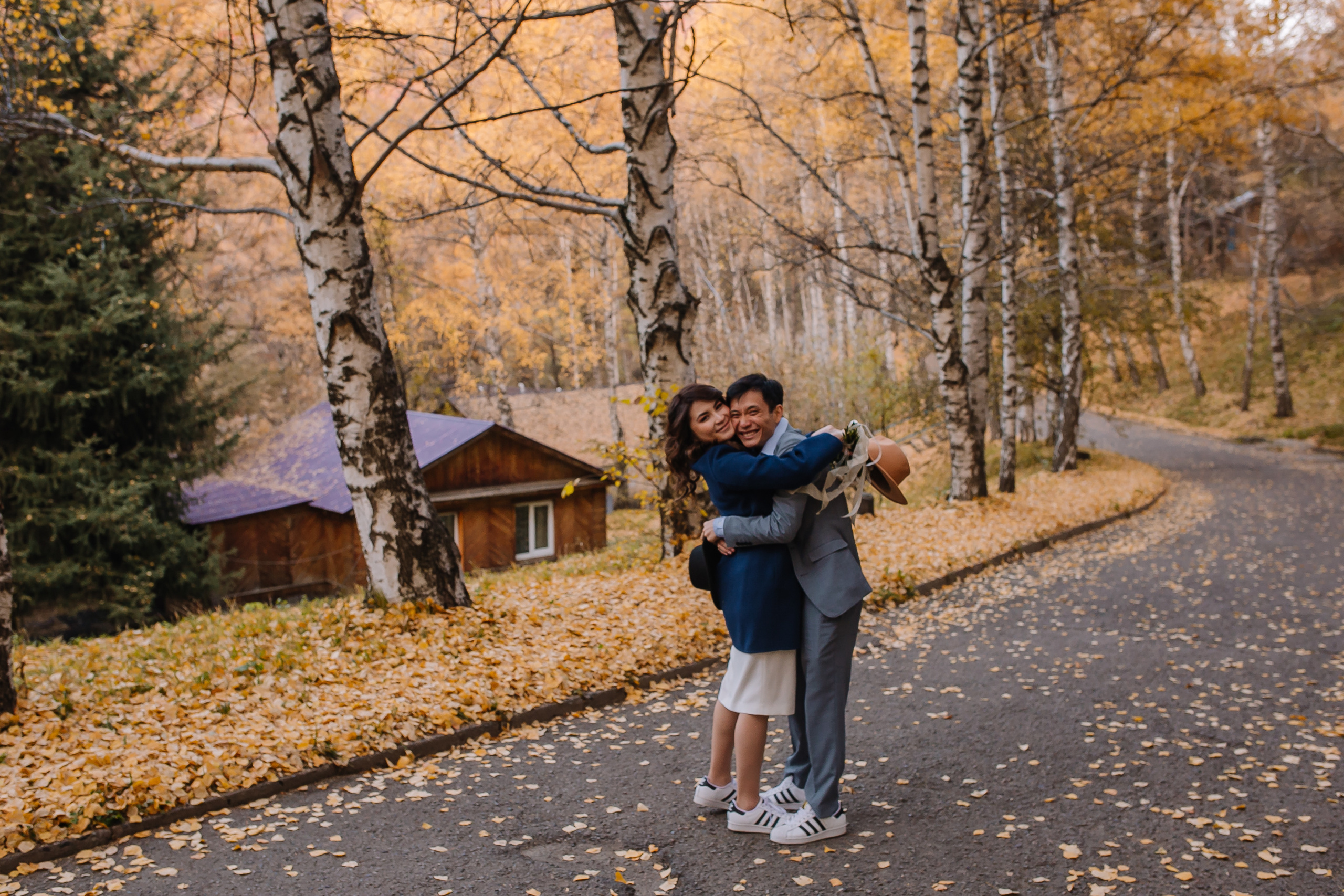 Осень и Любовь на Двоих…. Свадебный и семейный фотограф в Алматы Laura Dosmann