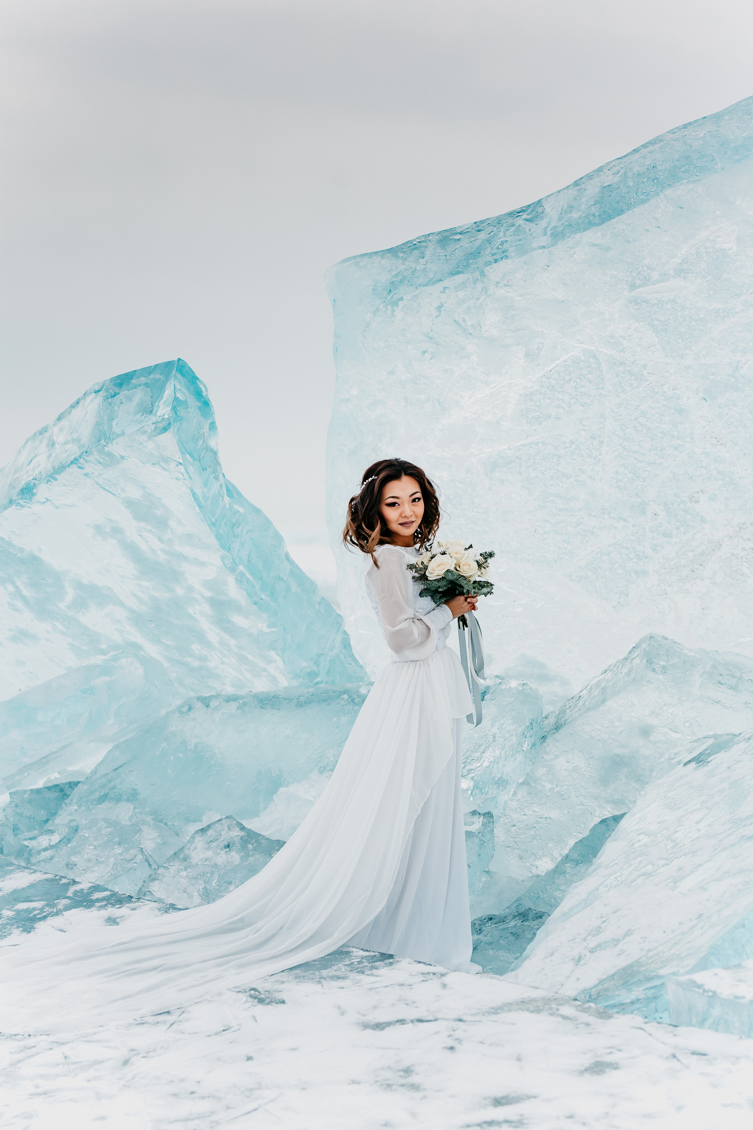 Любовь и Лёд. Свадебный и семейный фотограф в Алматы Laura Dosmann