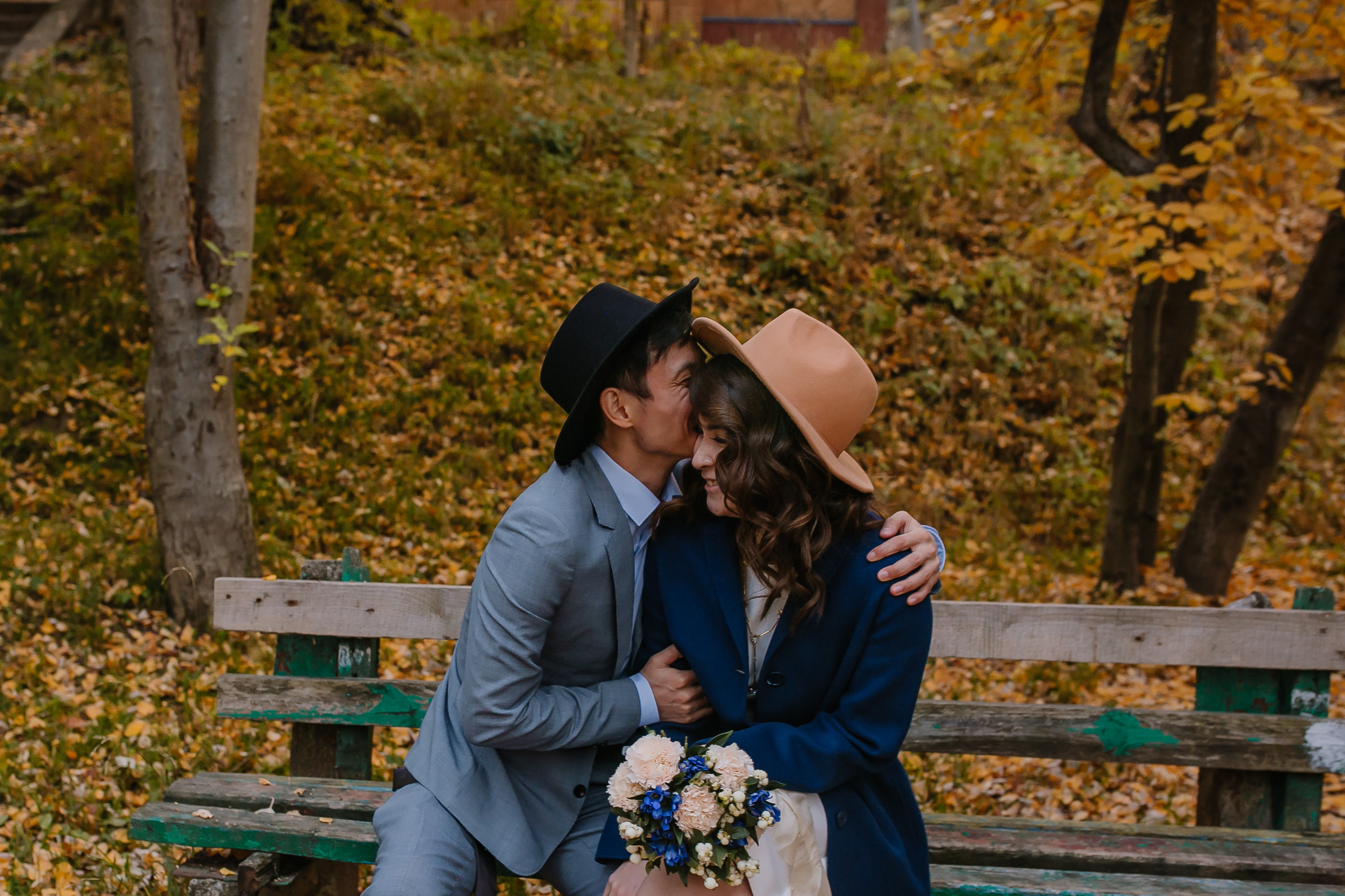 Осень и Любовь на Двоих…. Свадебный и семейный фотограф в Алматы Laura Dosmann