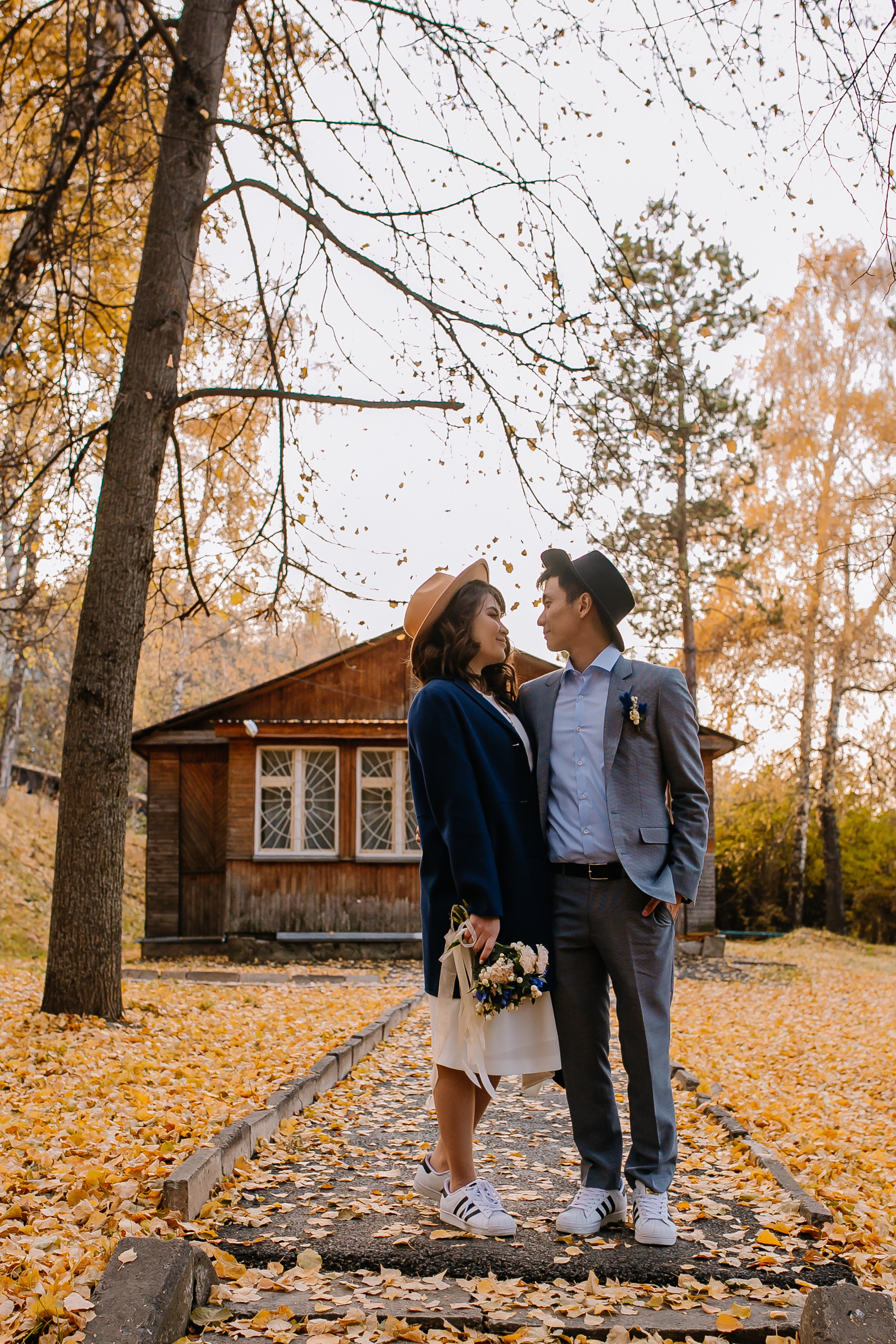 Love Story. Свадебный и семейный фотограф в Алматы Laura Dosmann