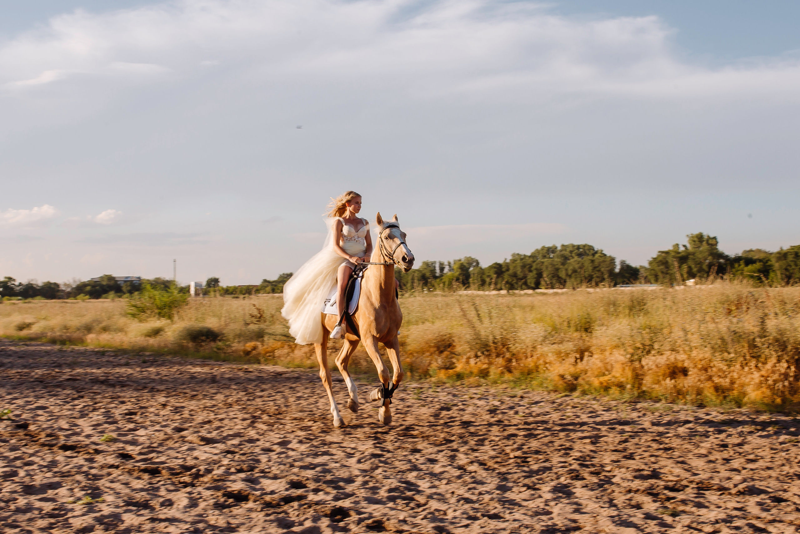 Красота спасет мир. Свадебный и семейный фотограф в Алматы Laura Dosmann