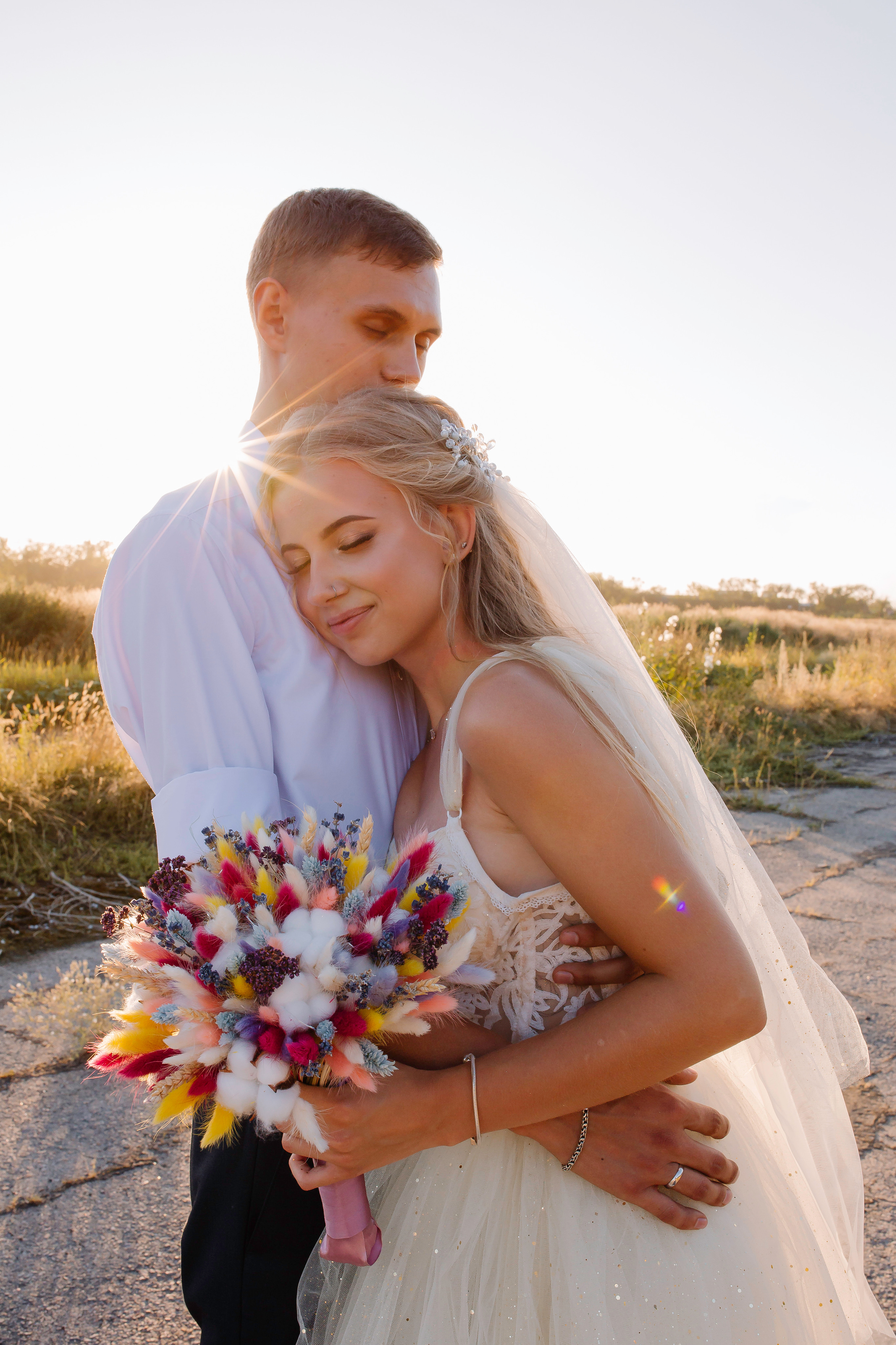 Красота спасет мир. Свадебный и семейный фотограф в Алматы Laura Dosmann