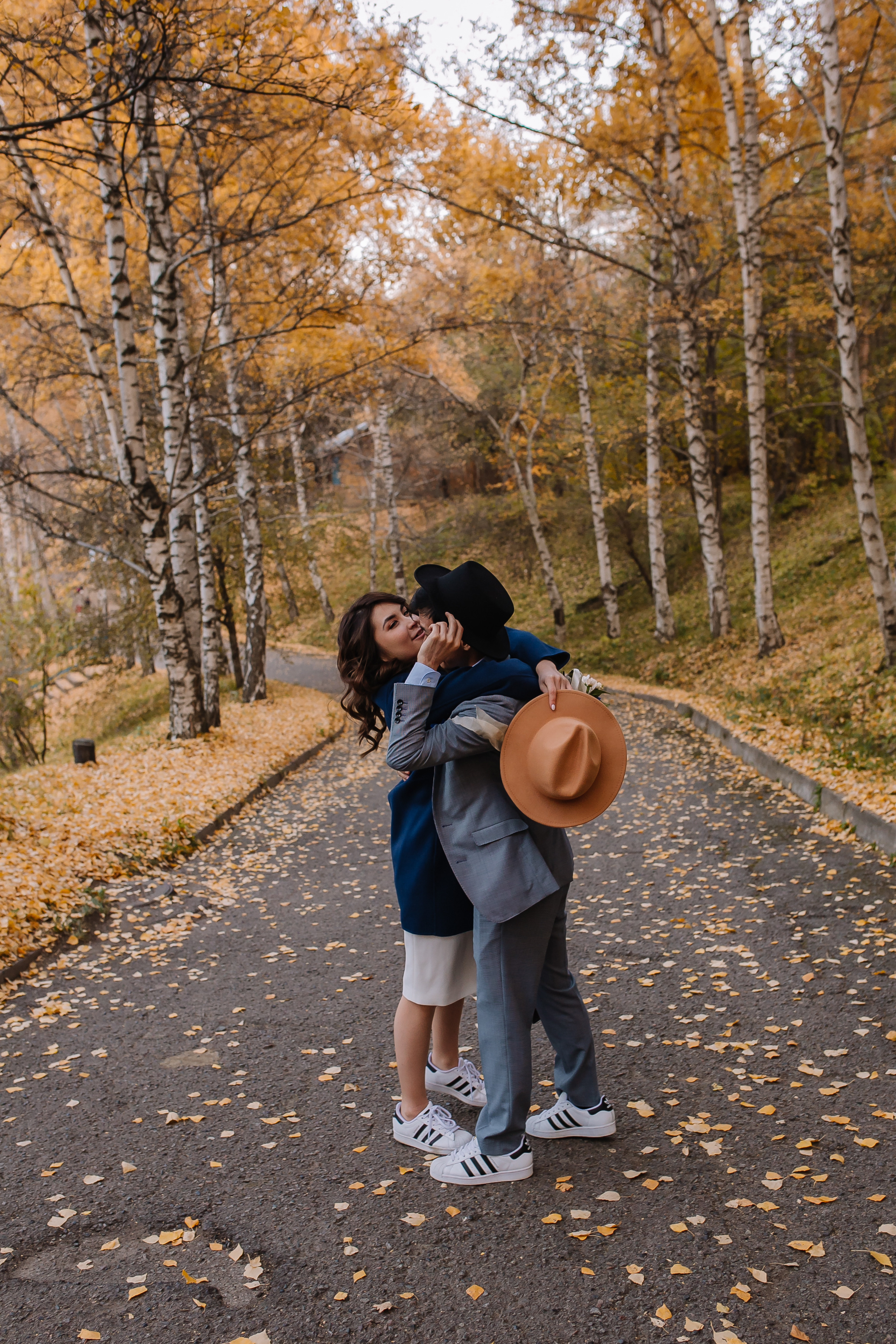 Осень и Любовь на Двоих…. Свадебный и семейный фотограф в Алматы Laura Dosmann