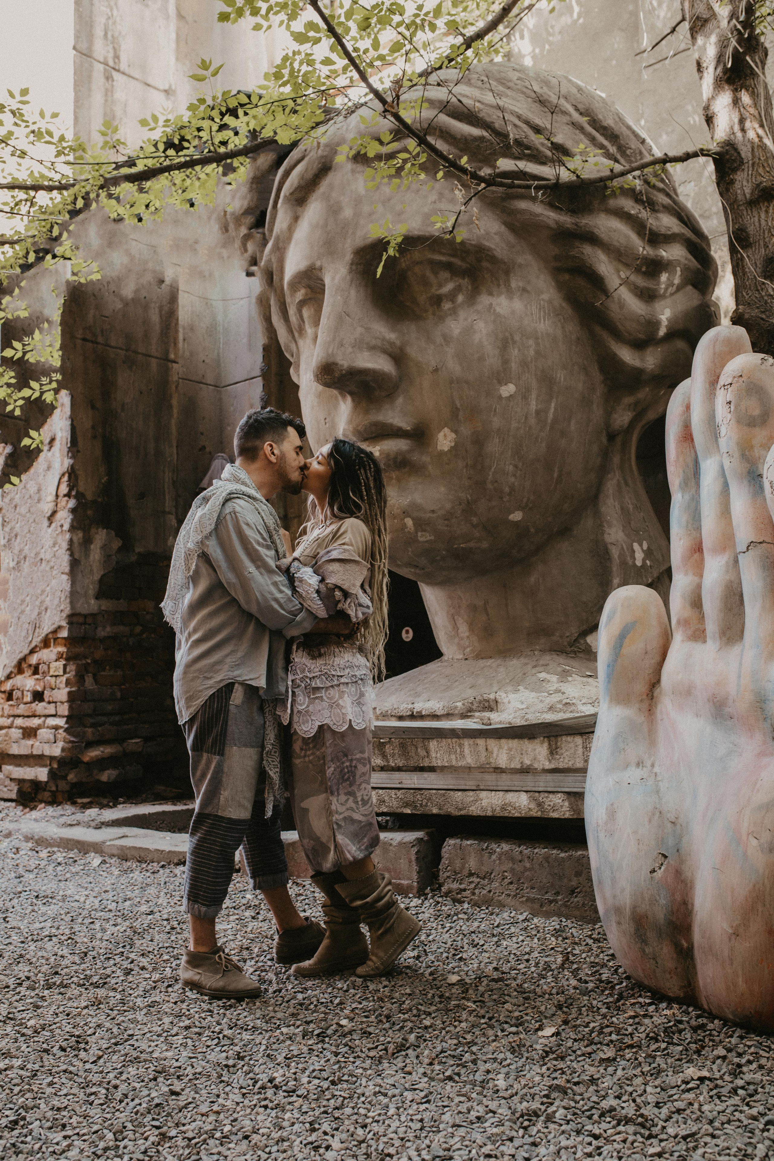 Love Story. Свадебный и семейный фотограф в Алматы Laura Dosmann