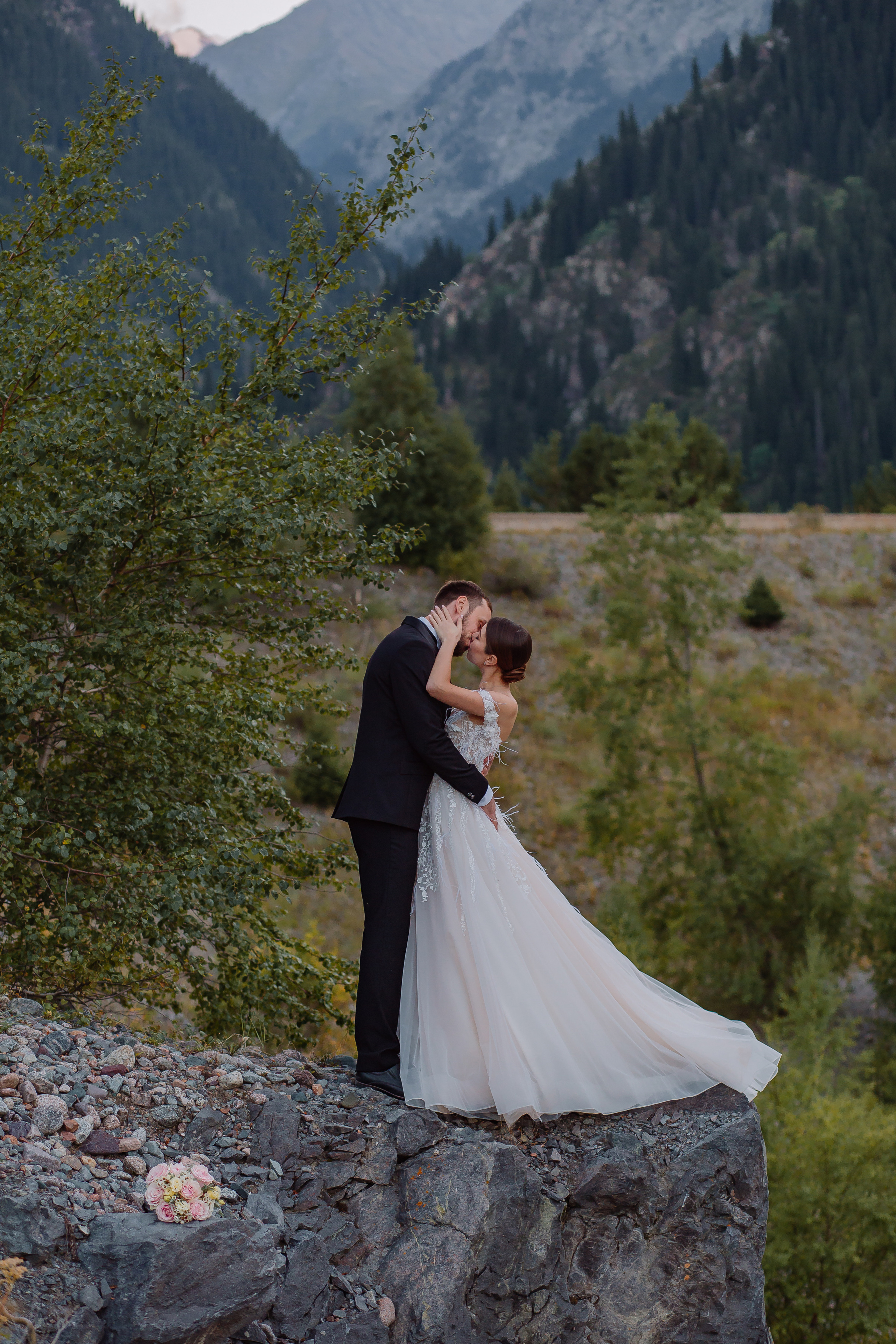 Wedding. Свадебный и семейный фотограф в Алматы Laura Dosmann