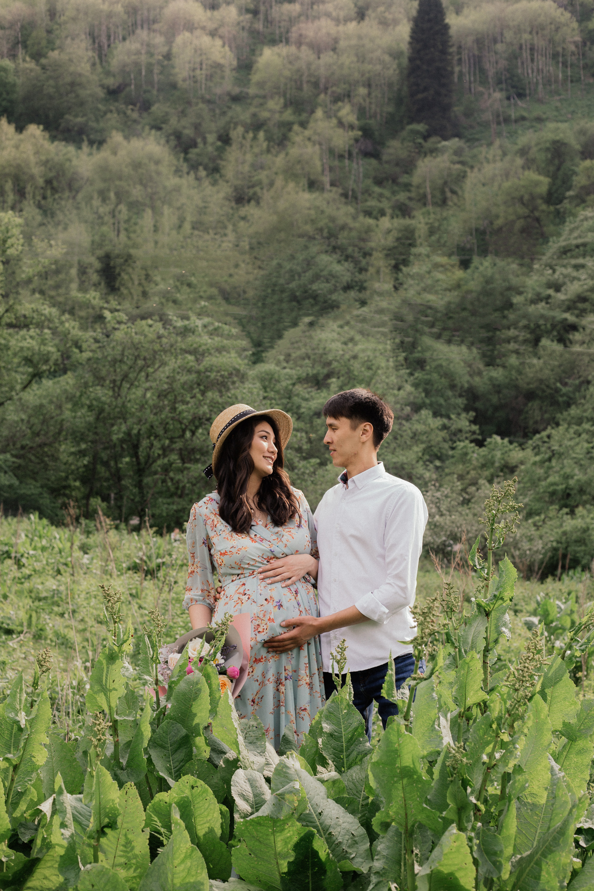 В ожидании Чуда. Свадебный и семейный фотограф в Алматы Laura Dosmann