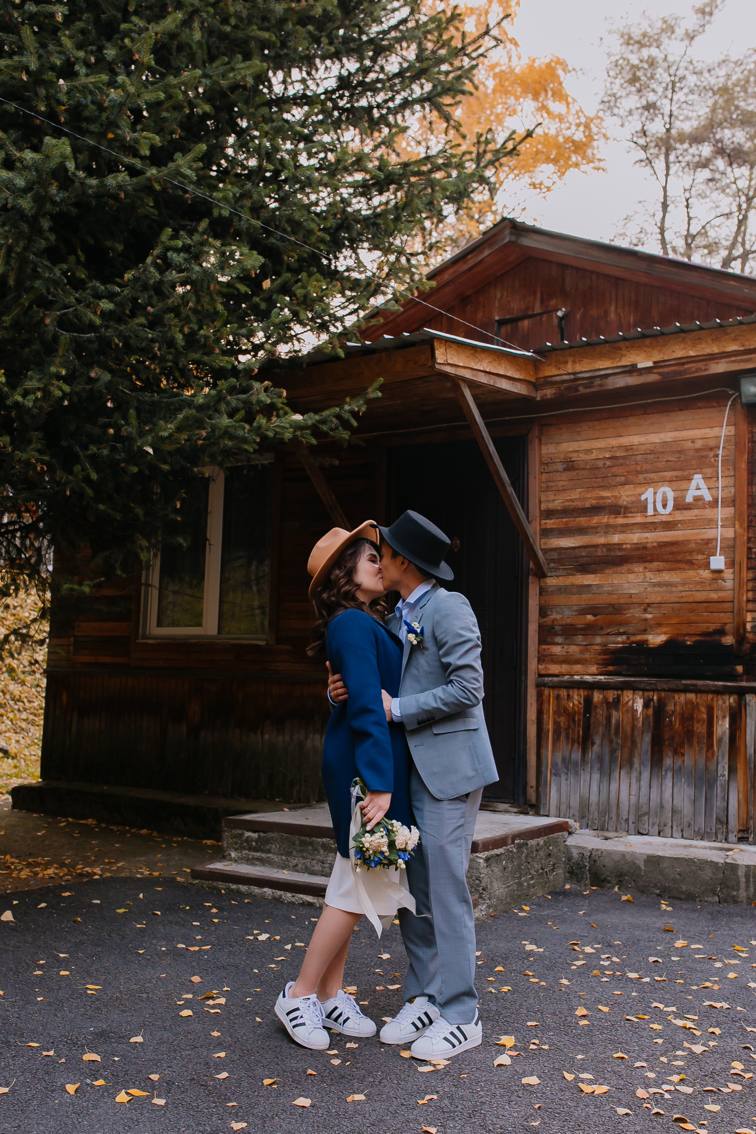 Love Story. Свадебный и семейный фотограф в Алматы Laura Dosmann