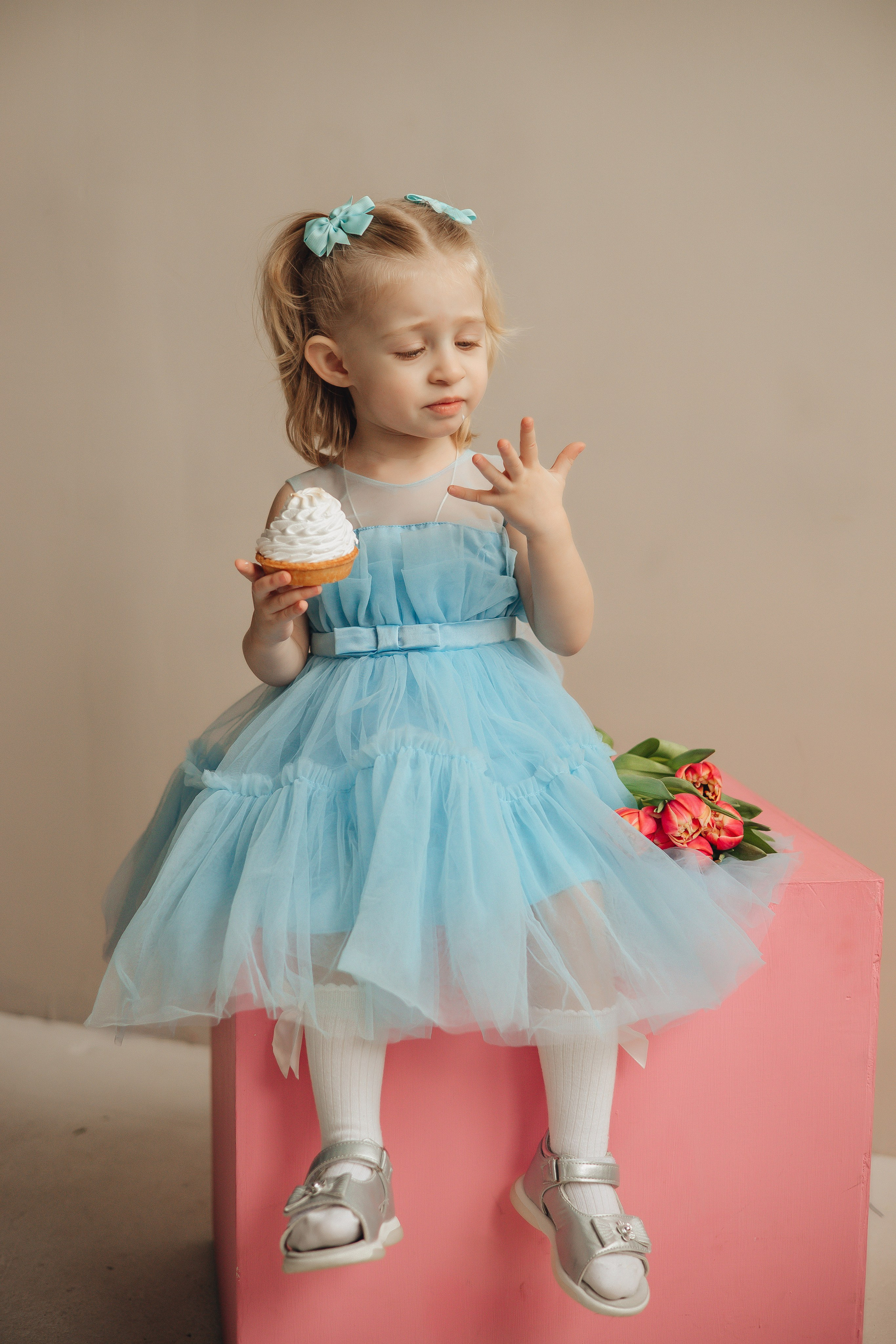 Вика ждет сестренку. Свадебный и семейный фотограф Пушкин Царское Село СПБ Питер Санкт-Петербург и Рязань Ольга Козлова