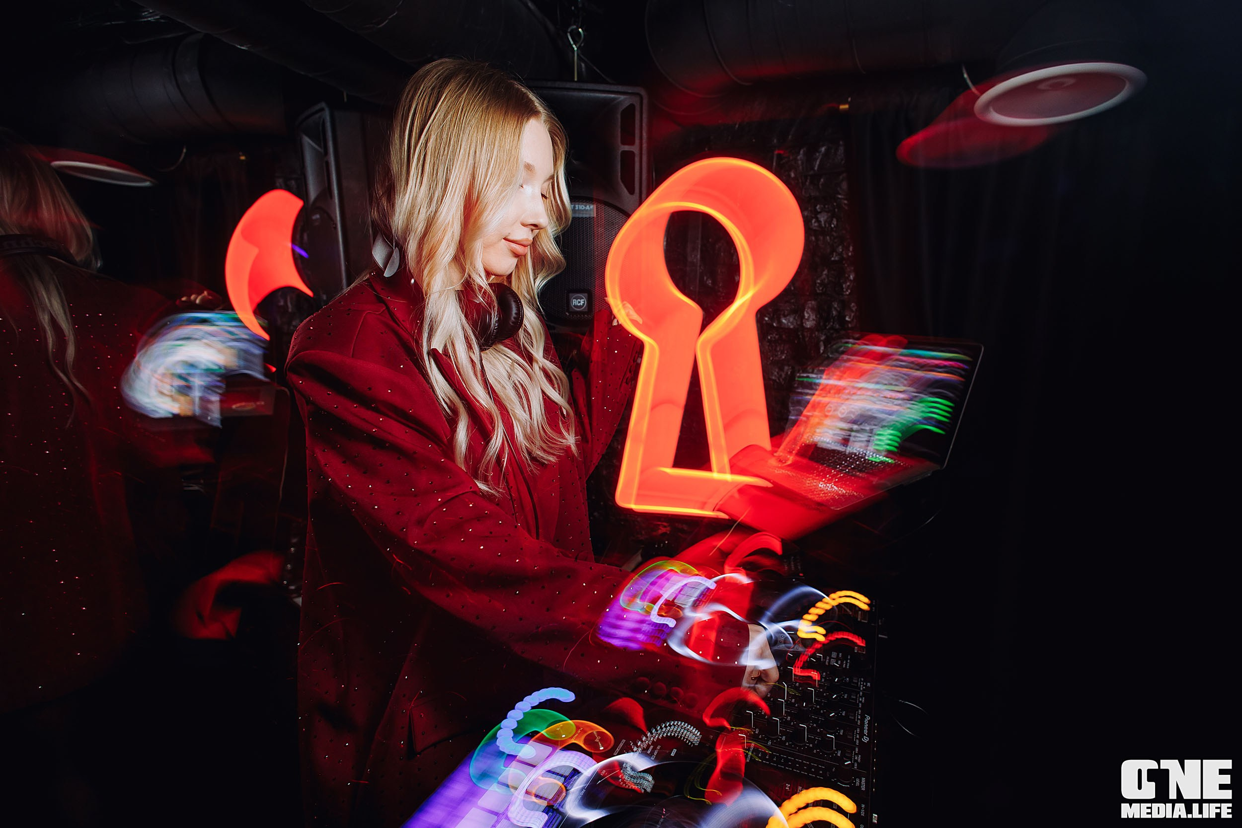 Фоторепортаж из бара Secret. One Media Life: фоторепортажи, фотоотчеты с мероприятий и заведений