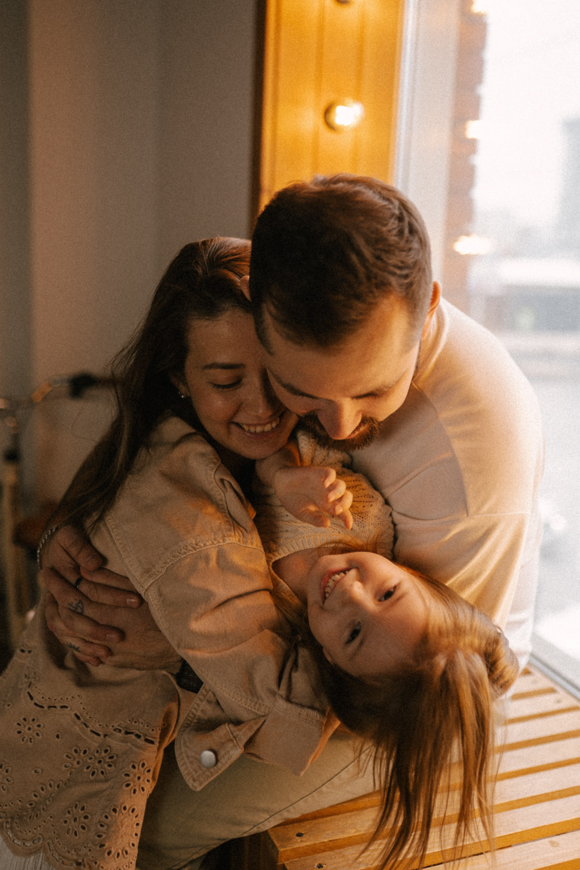 Семья: Лёша, Крис и Соня. Катя Сагалаева. Свадебный фотограф Новосибирск